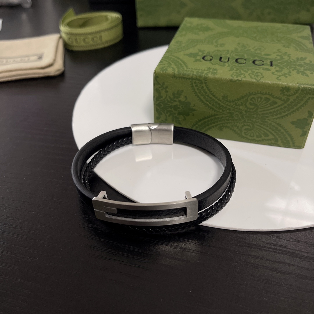 Gucci leather braided bracelet