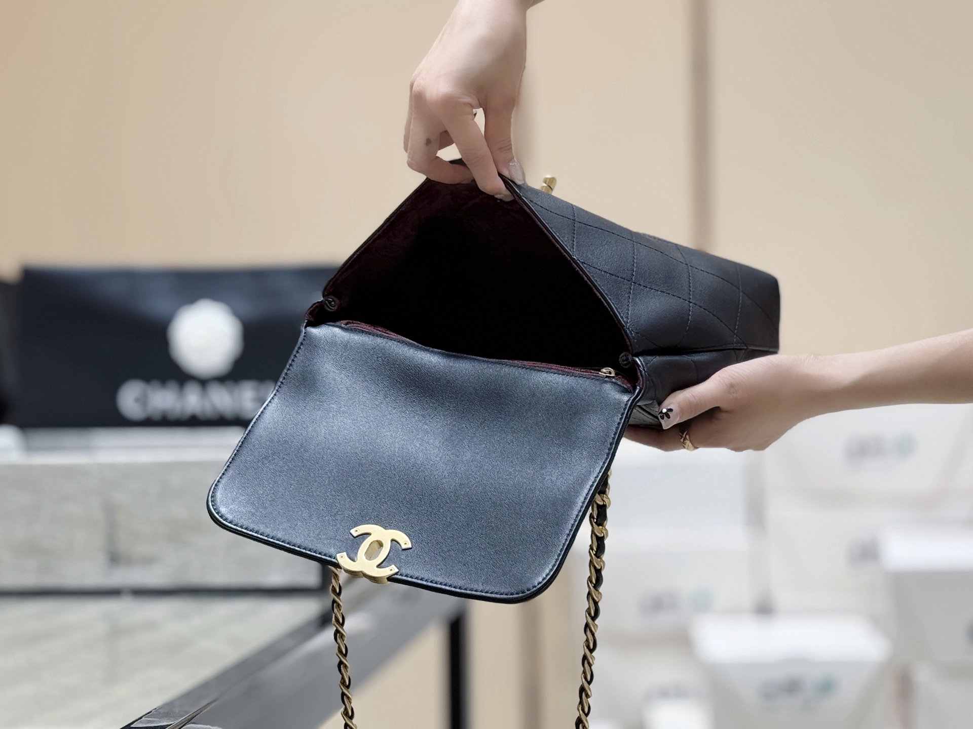 Chanel 25S Spring/Summer Collection Handle Briefcase AS5467 00148