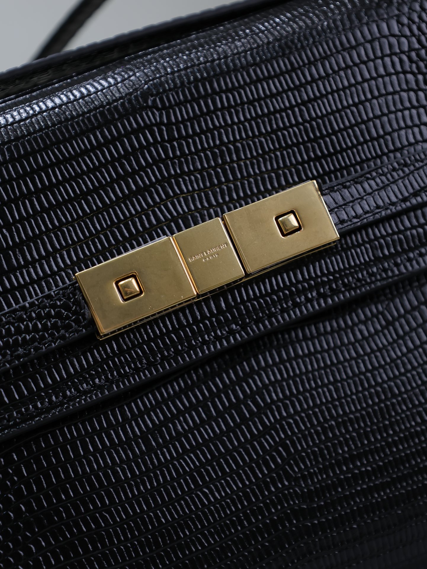 Yves Saint Laurent Manhattan mini bag 727766