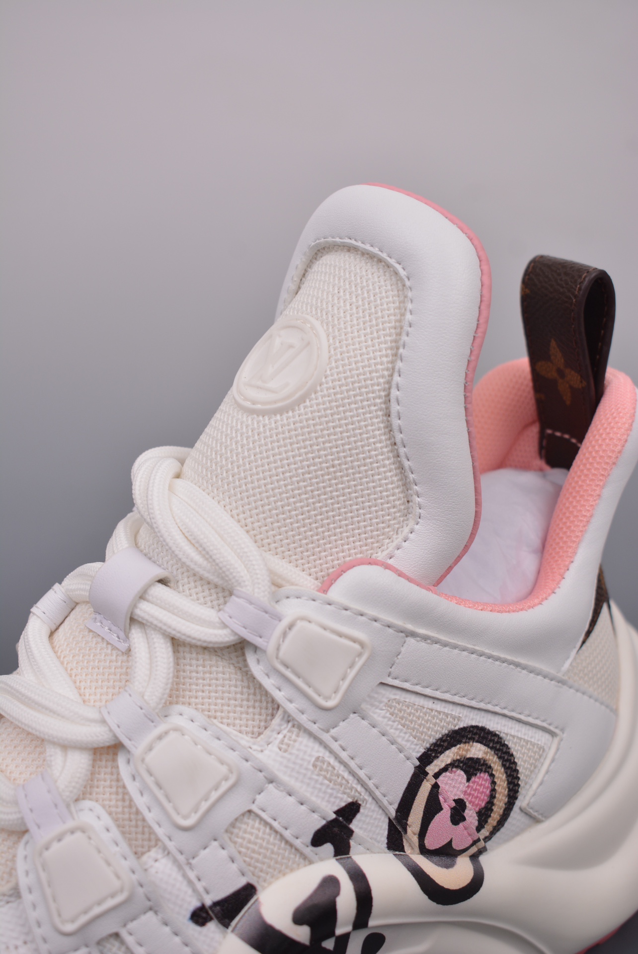 Louis Vuitton Archlight Sneakers White Powder Graffiti