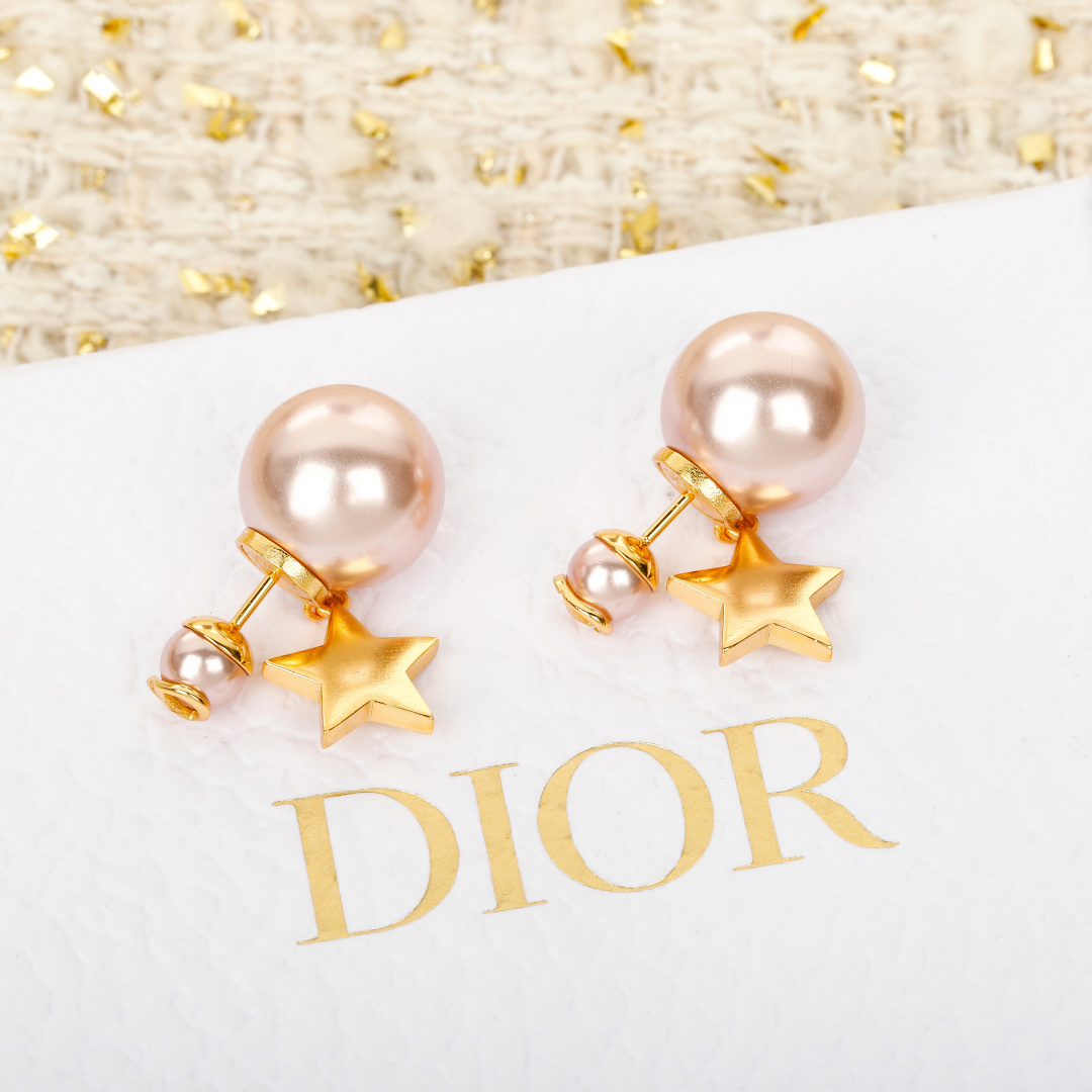 Dior 25 five-pointed star size pearl earrings
