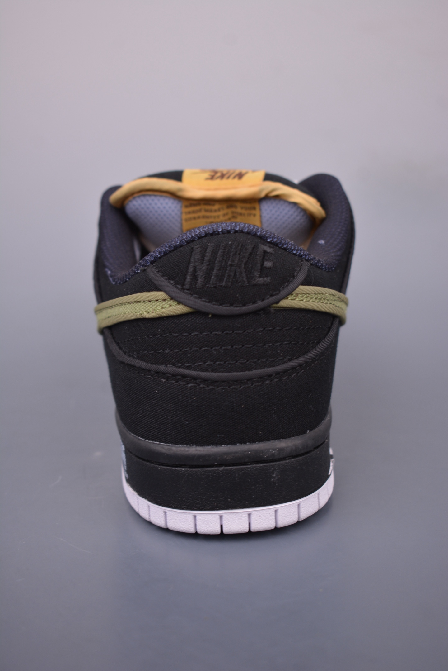 NIKE SB Dunk Low sneakers Canvas Black White Green FN5880-001