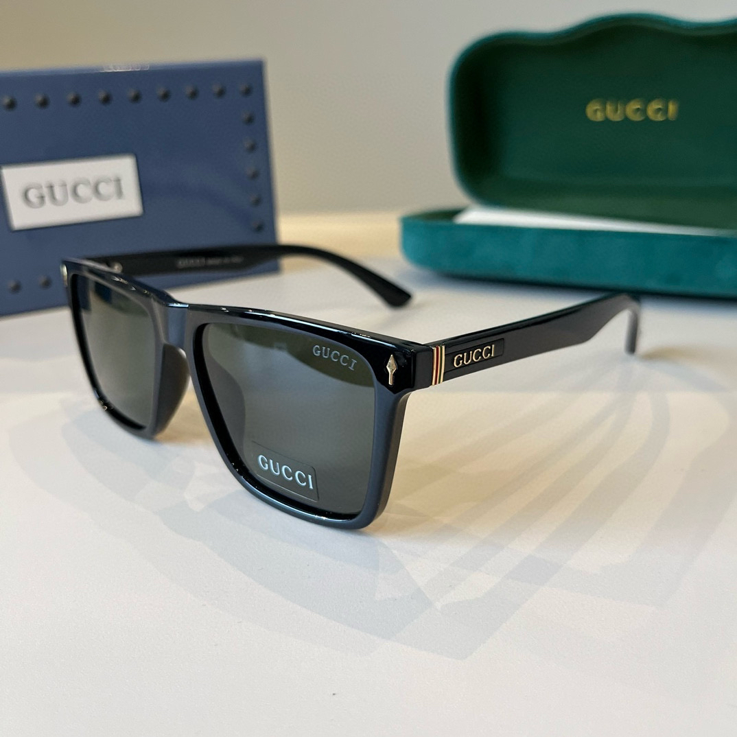 Gucci Square Frame Sunglasses