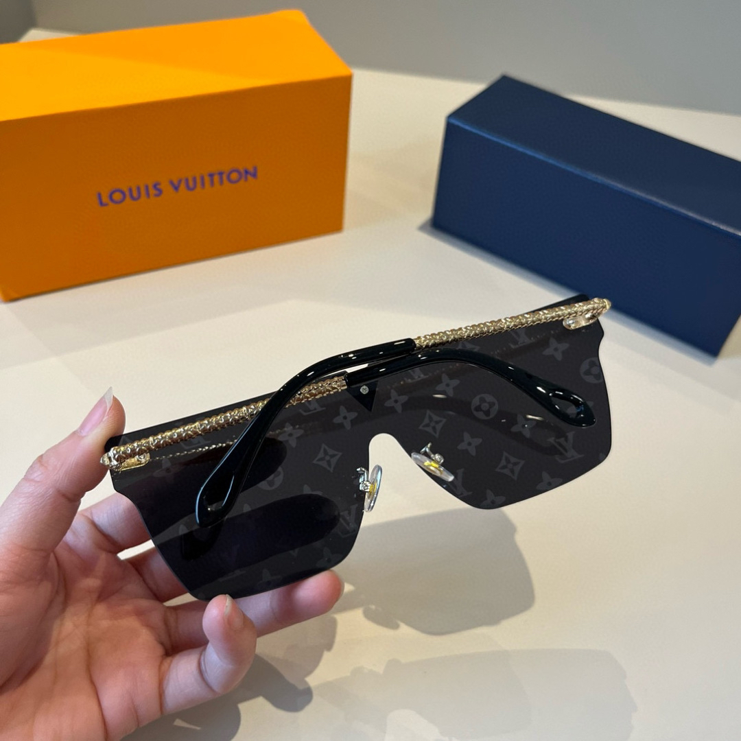 Louis Vuitton Square Frame Sunglasses