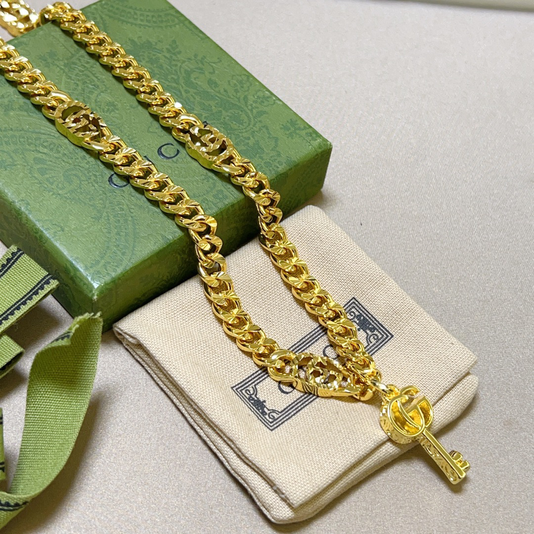 Gucci Anger Forest GG Flat Chain Key Necklace