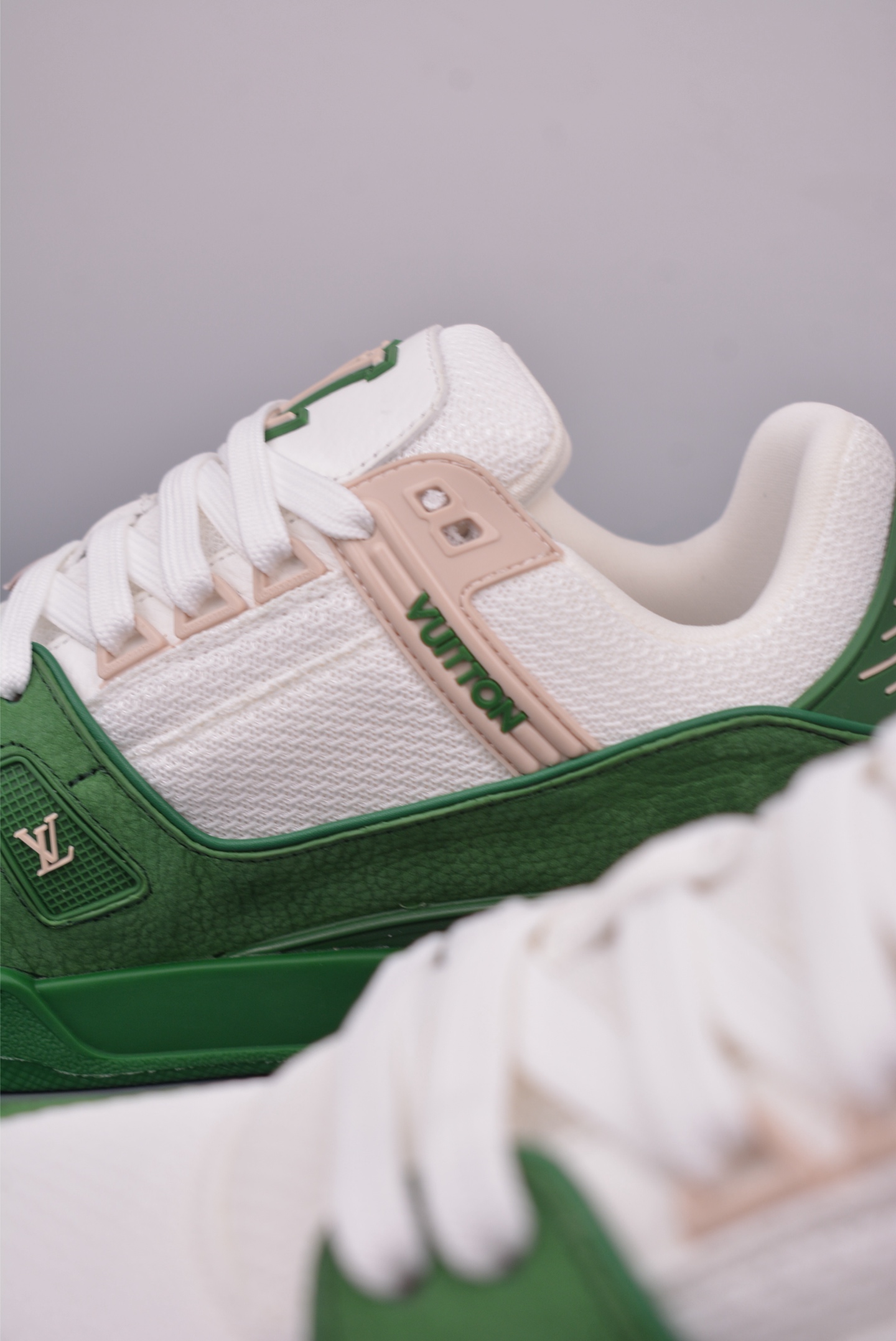 Louis Vuitton Trainer Sneaker Low 