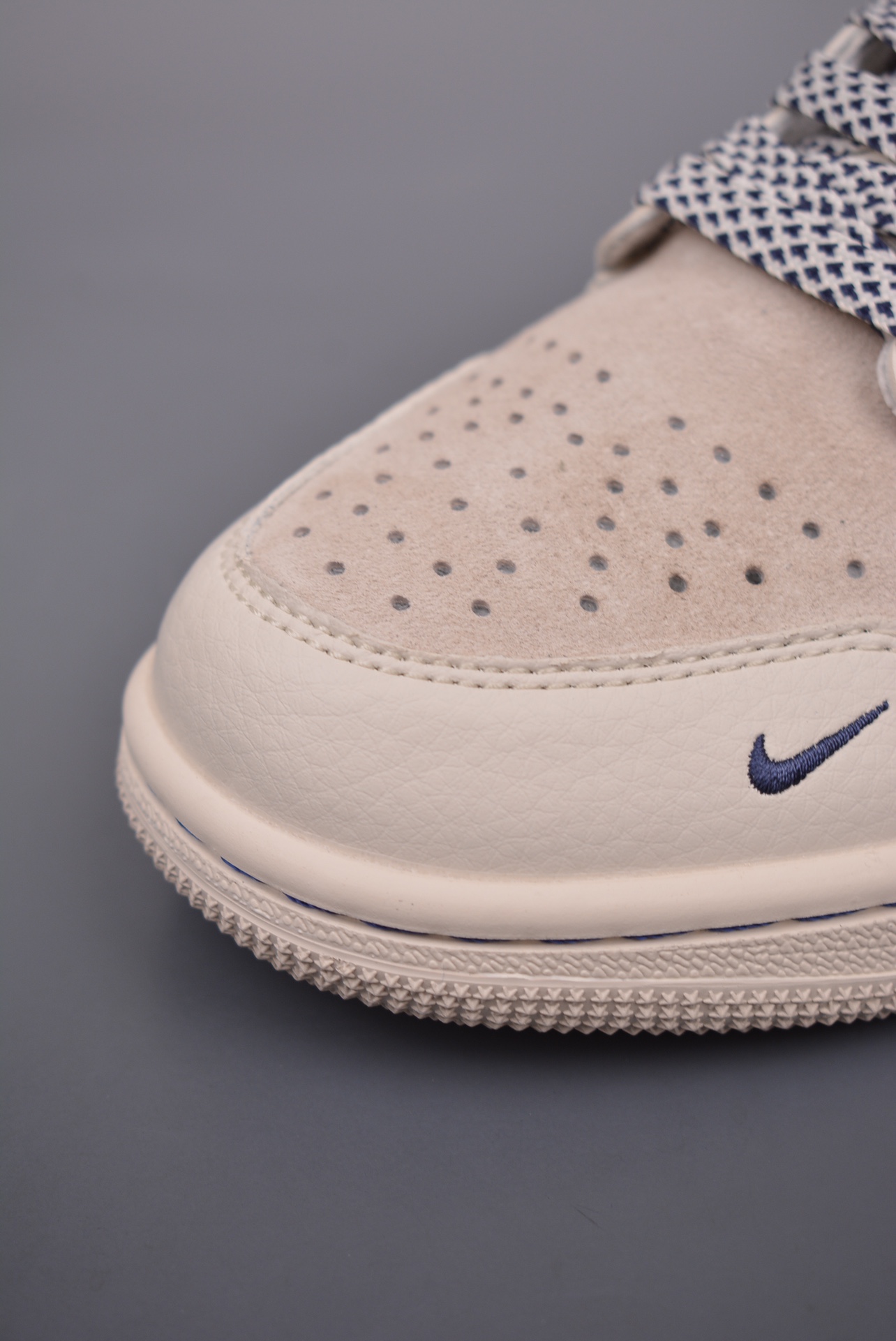 Nike Jordan Air Jordan 1 Blue and White XX2402-002