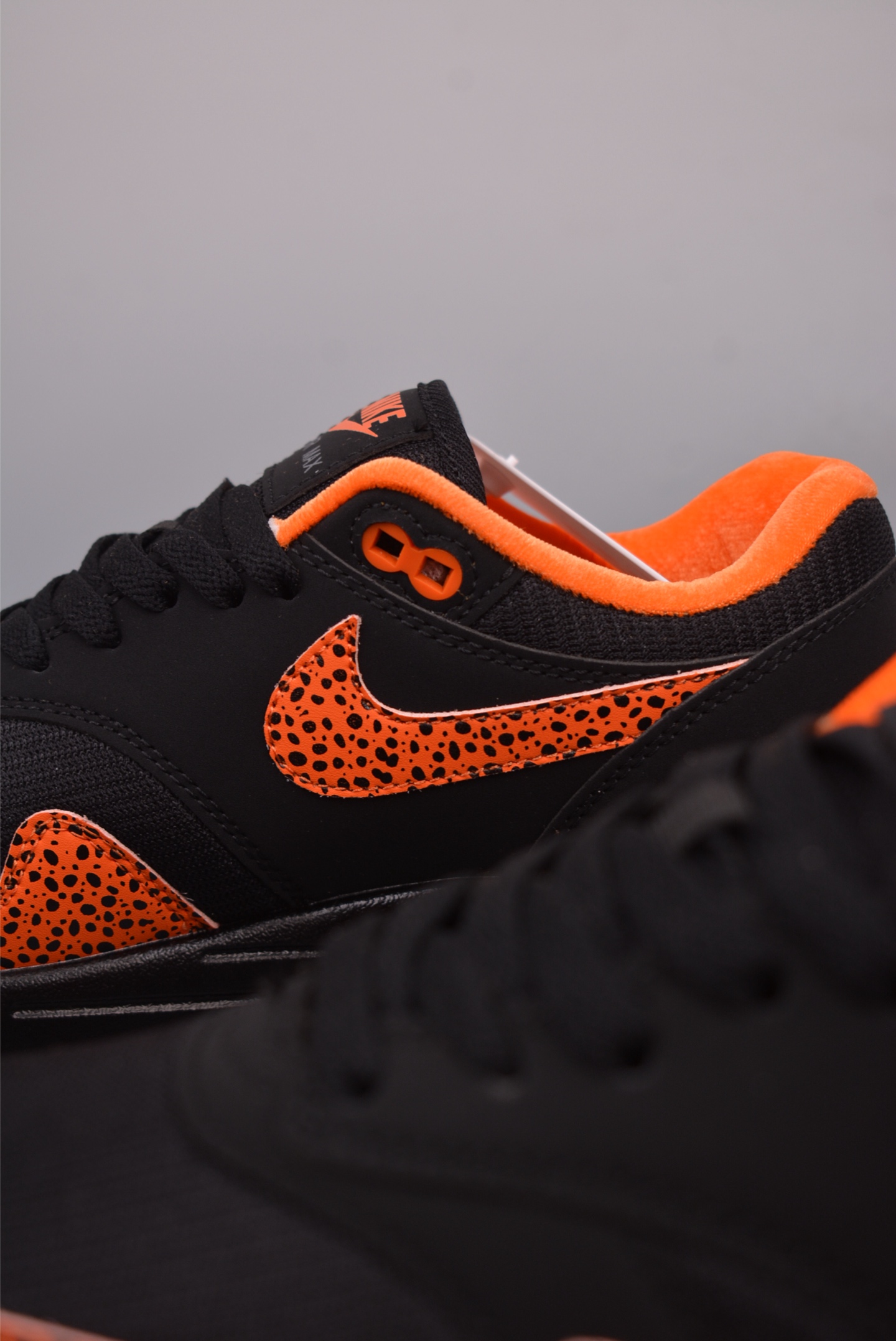 Nike Air Max 1 Original Series Black and Yellow Leopard Print