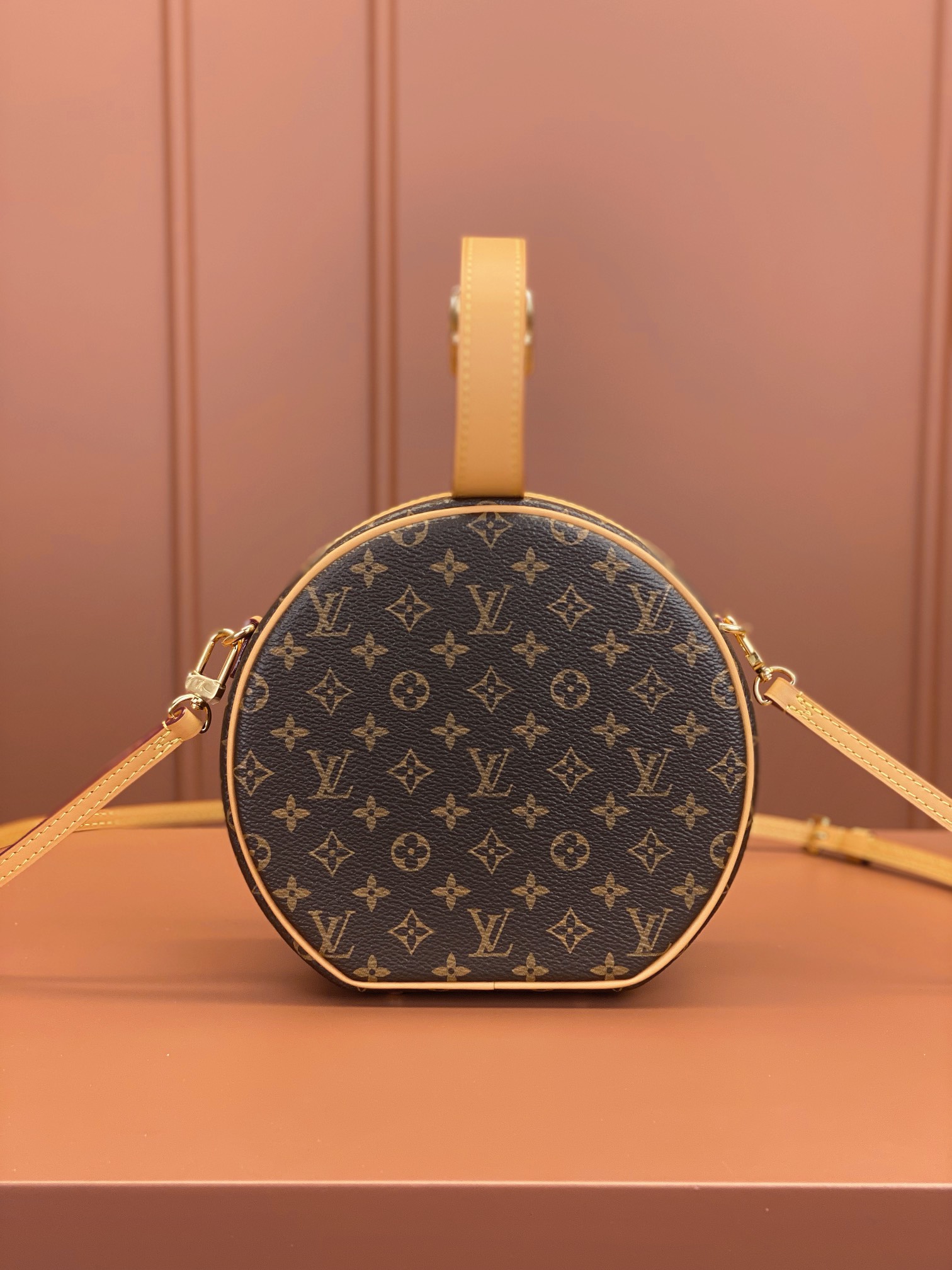 Louis Vuitton PETITE BOÎTE CHAPEAU Handbag M43514