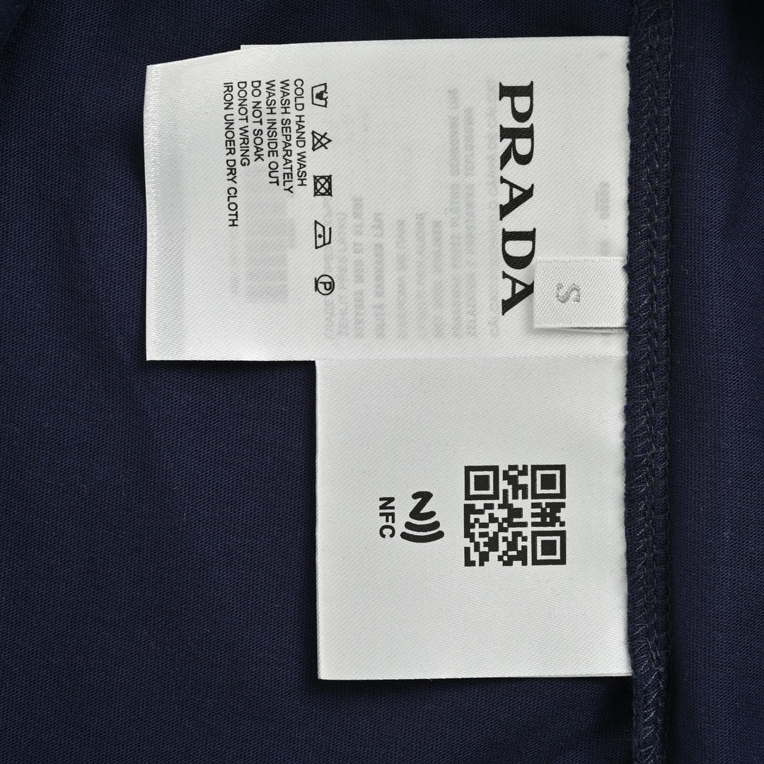 Prada 24ss fake two-piece triangle cloth label short sleeves