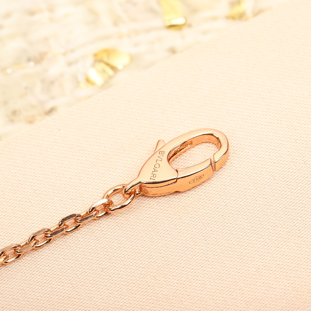 Bulgari fan-shaped double-layer necklace