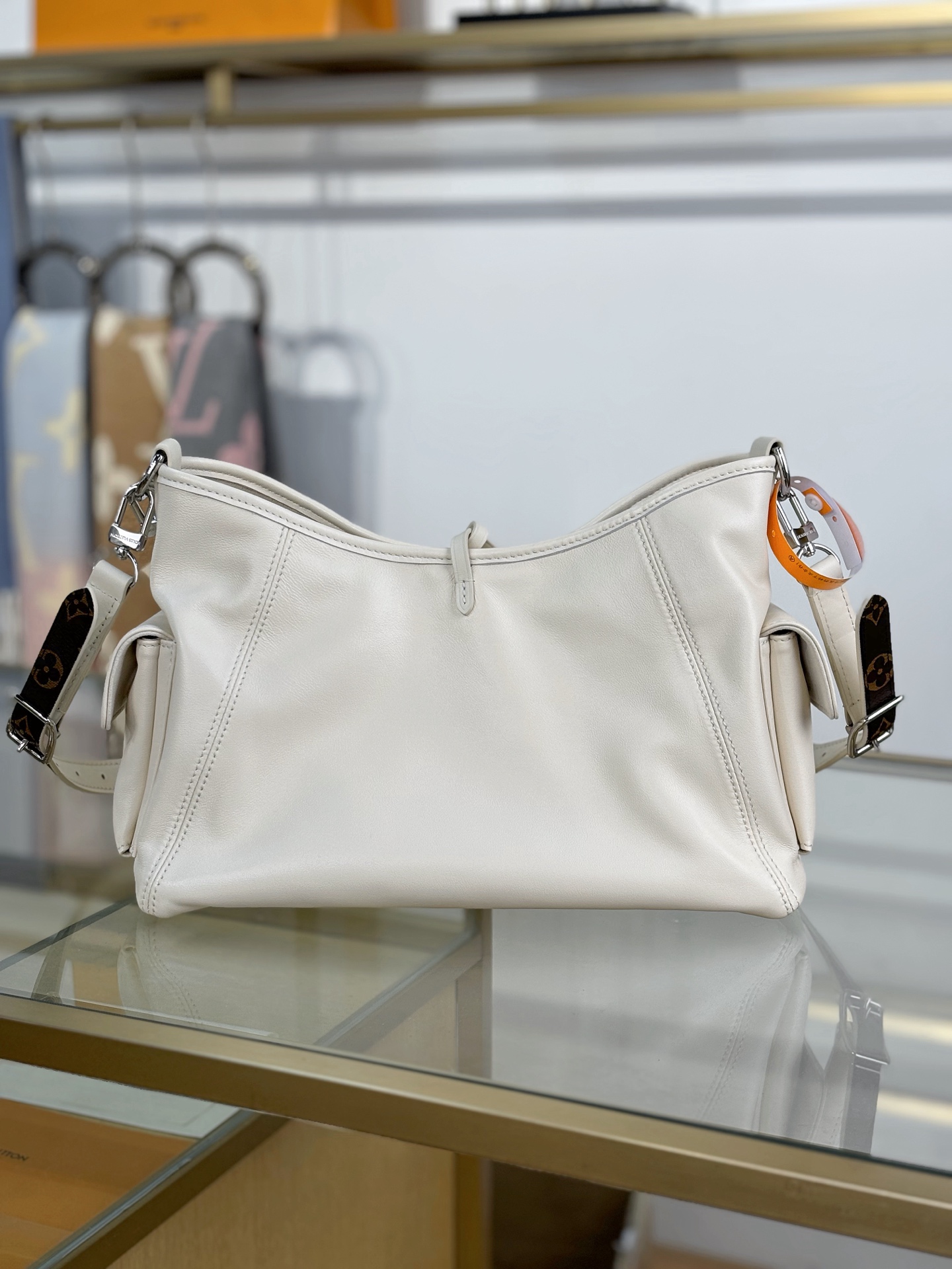 Louis Vuitton CARRYALL CARGO Small Handbag M12919