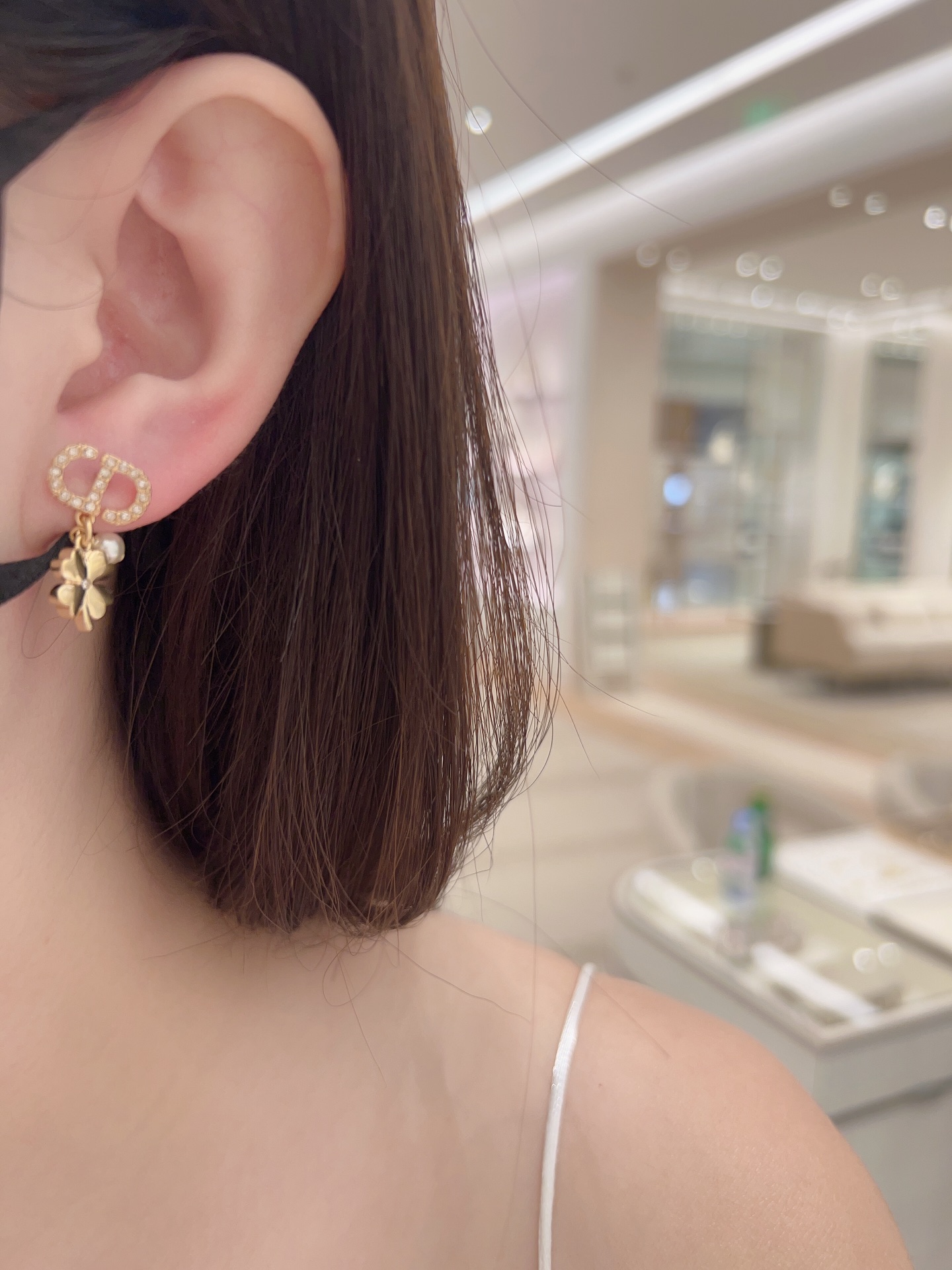 Dior Full Diamond CD Pendant Four-Leaf Clover Earrings
