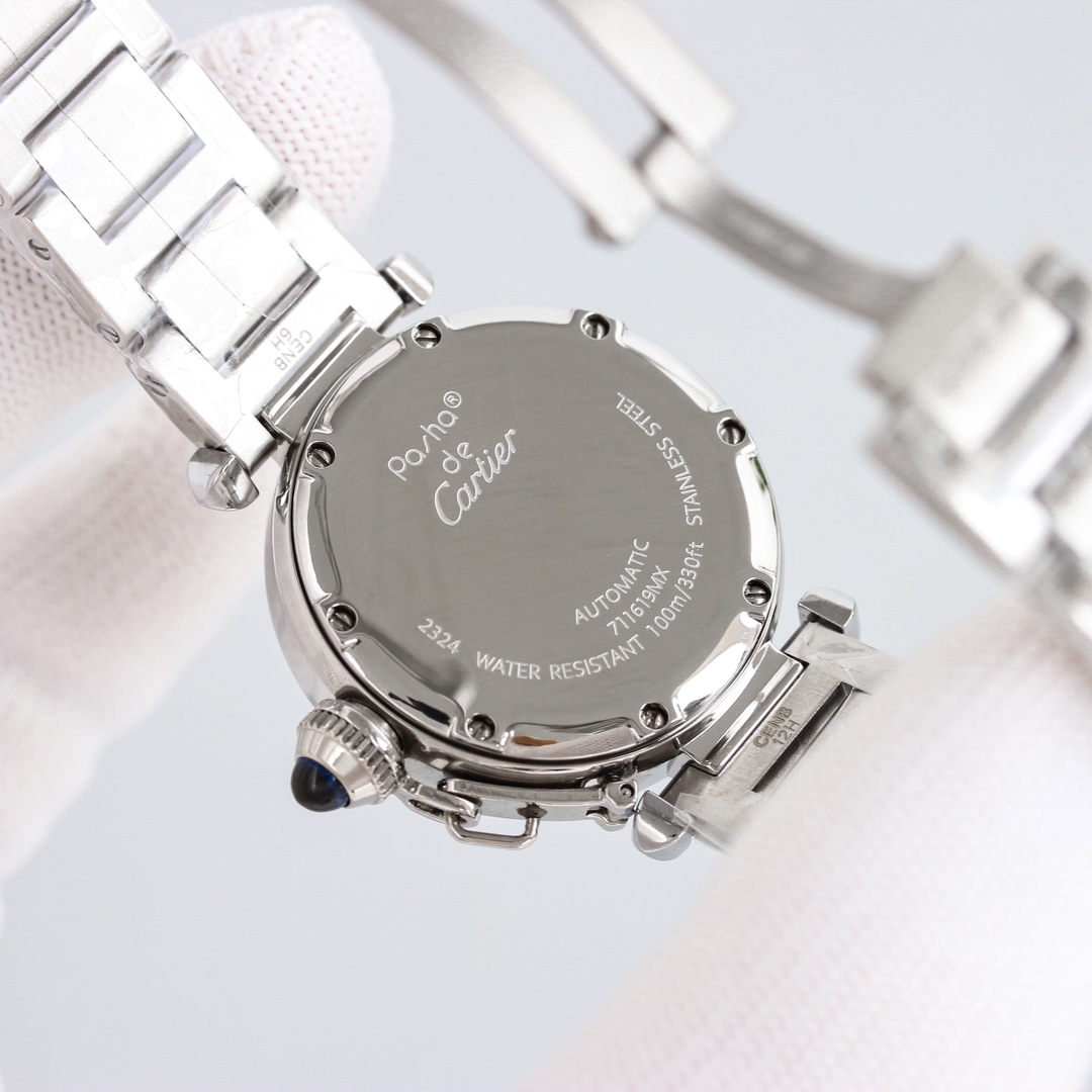 Cartier's classic never-ending kettle Kapasha series