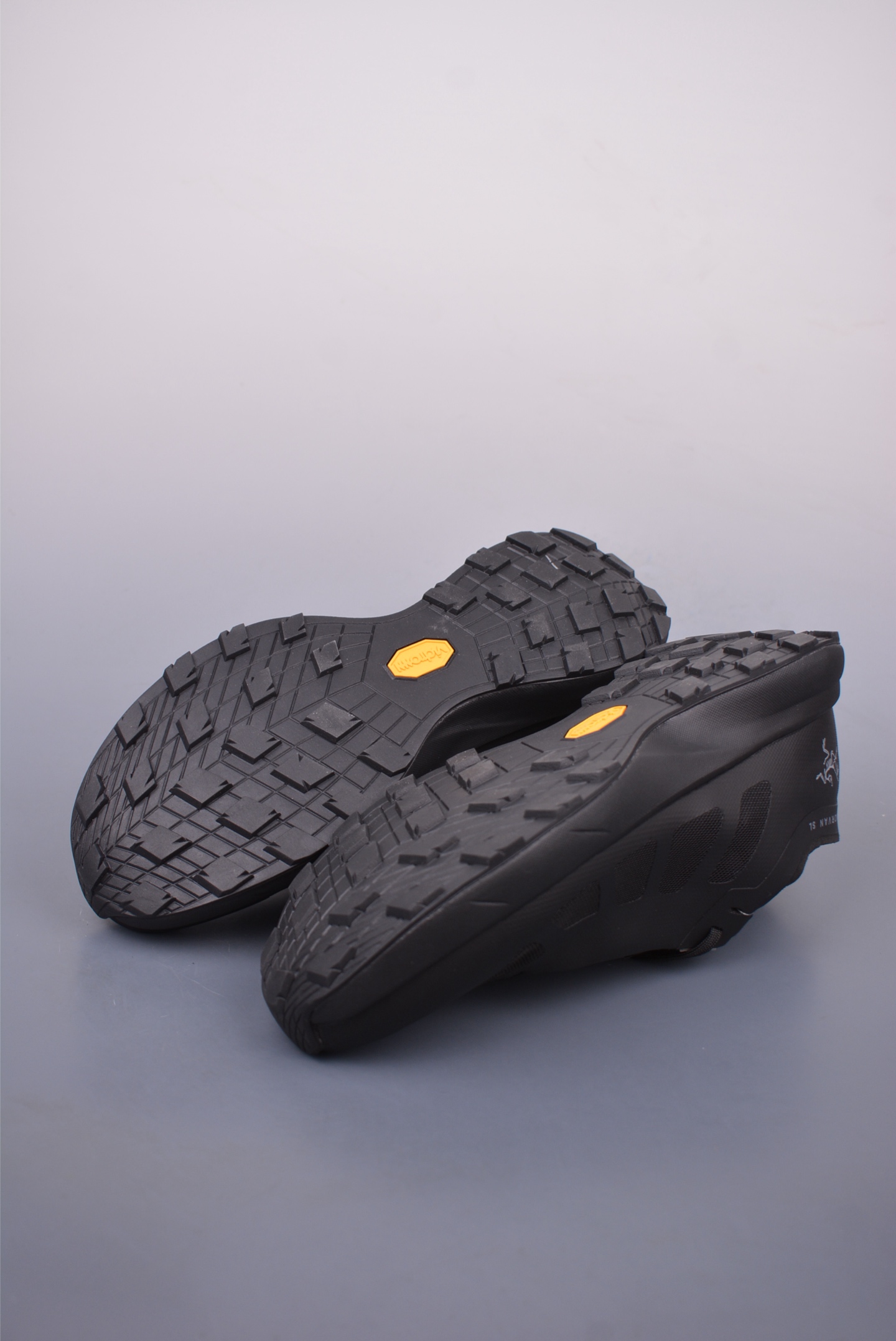 Arc'teryx KONSEAL LT W Black 077218