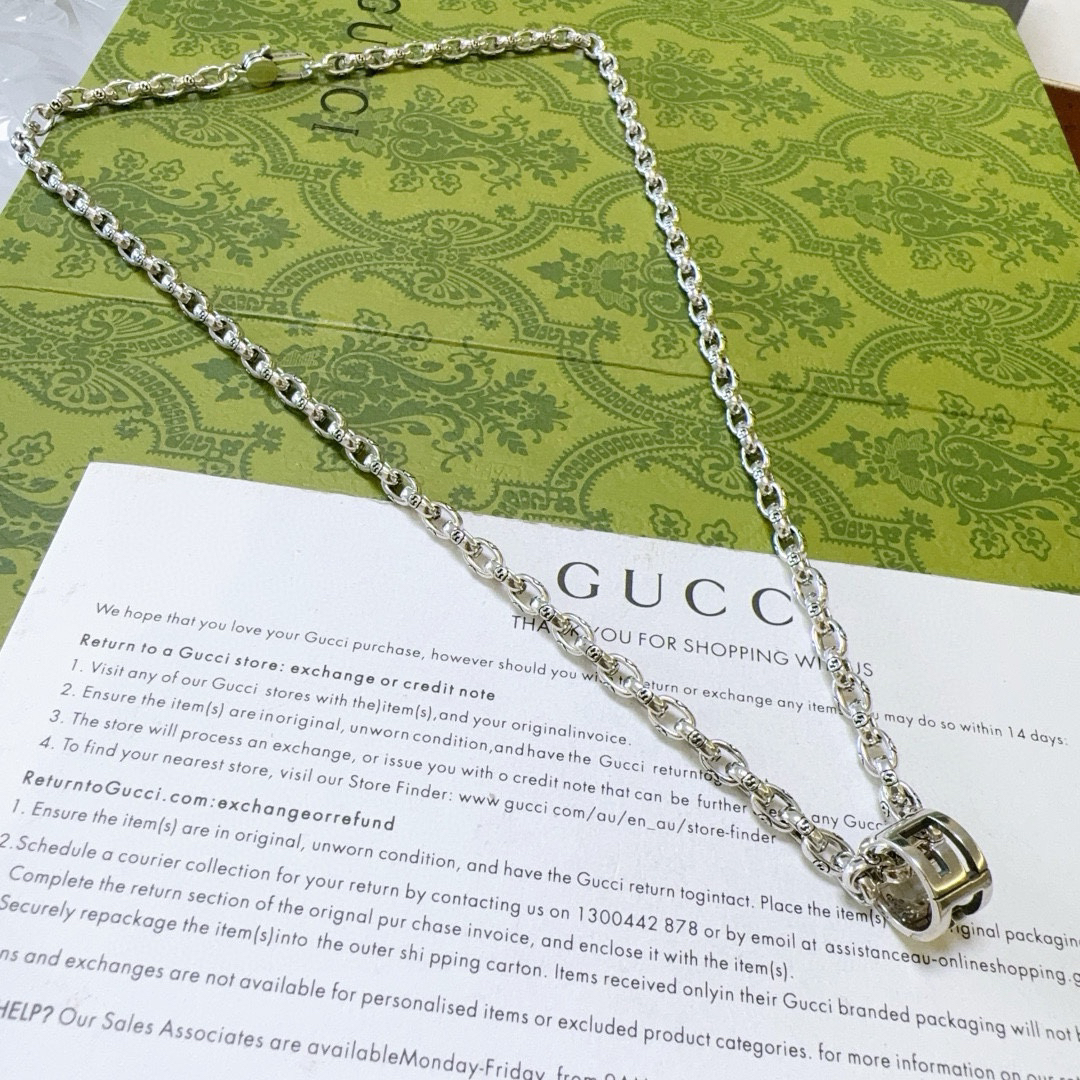 Gucci Anger Forest Series GG hollow ring chain necklace