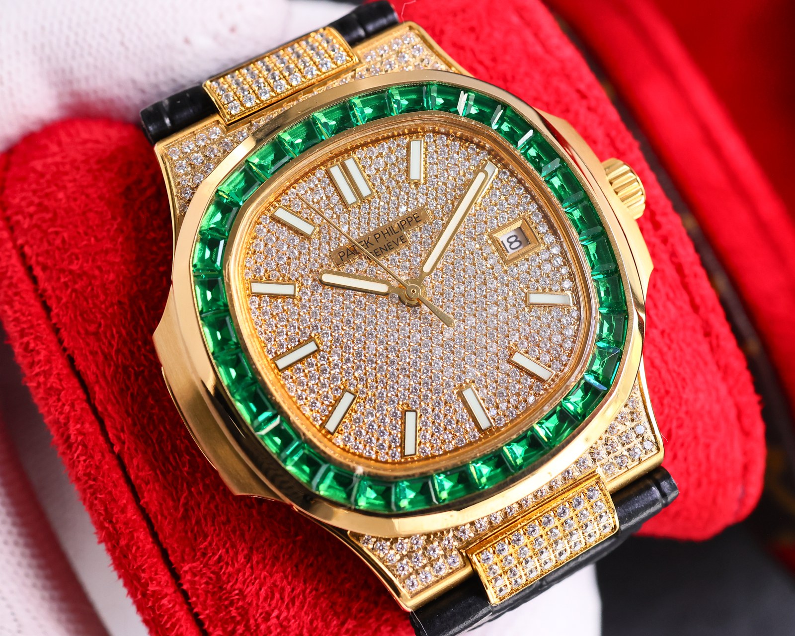 Patek Philippe Diamond Limited Edition Series Nautilus 5711