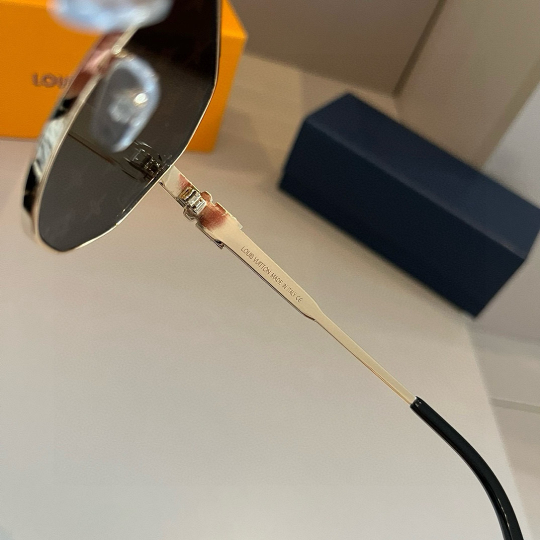 Louis Vuitton Square Frame Sunglasses
