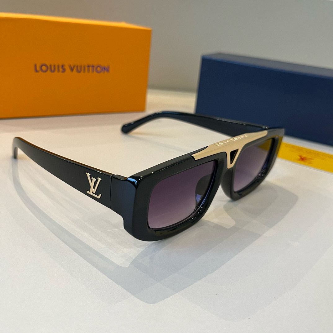 Louis Vuitton Round Frame Sunglasses