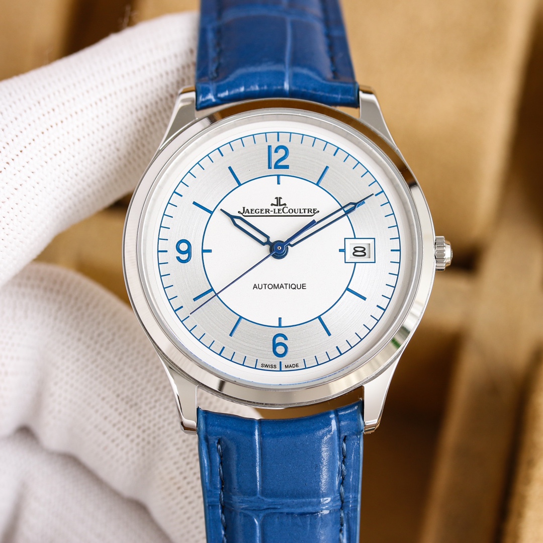 Jaeger-LeCoultre Master Ultra-Thin sector dial
