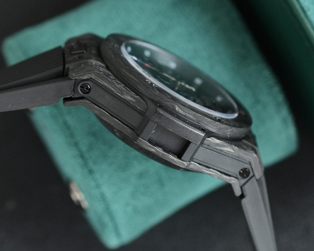 Hublot Big Bang Carbon Fiber Limited Edition
