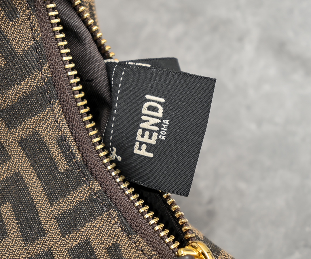 FENDI gray underarm mini bag 2186