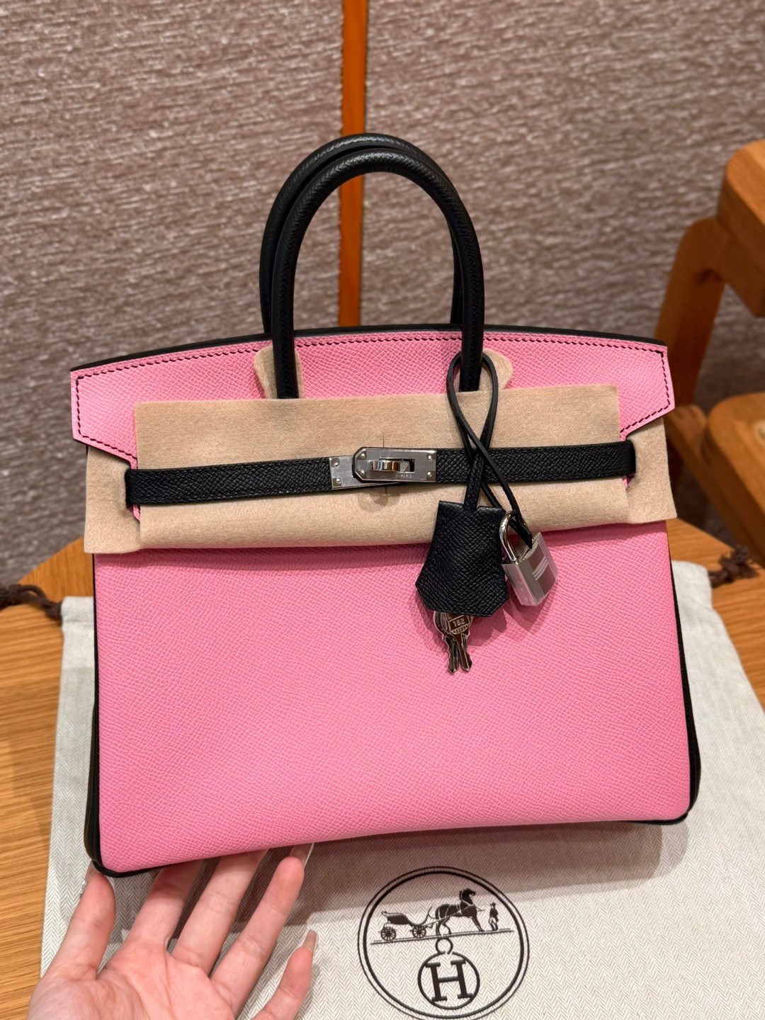 Hermes Birkin 5pPink and 89noir Handbag (Handmade to order)
