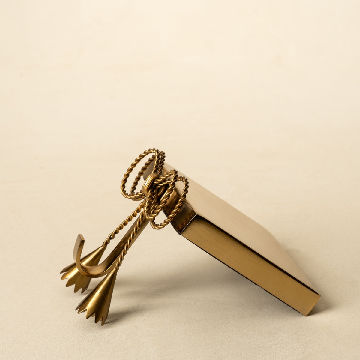 🎄CHRISTMAS ON SALE🔥Brass Bow Stocking Holders