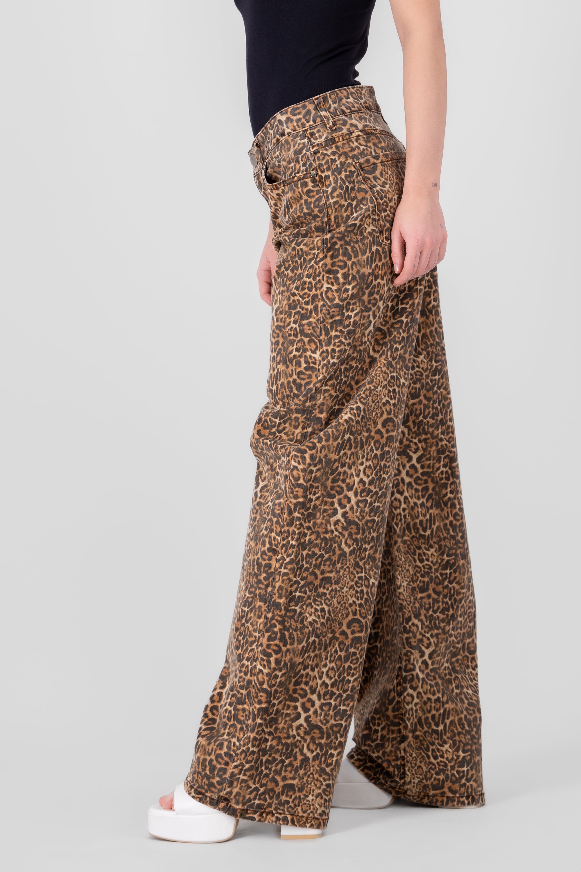 Animal Print Straight Jeans