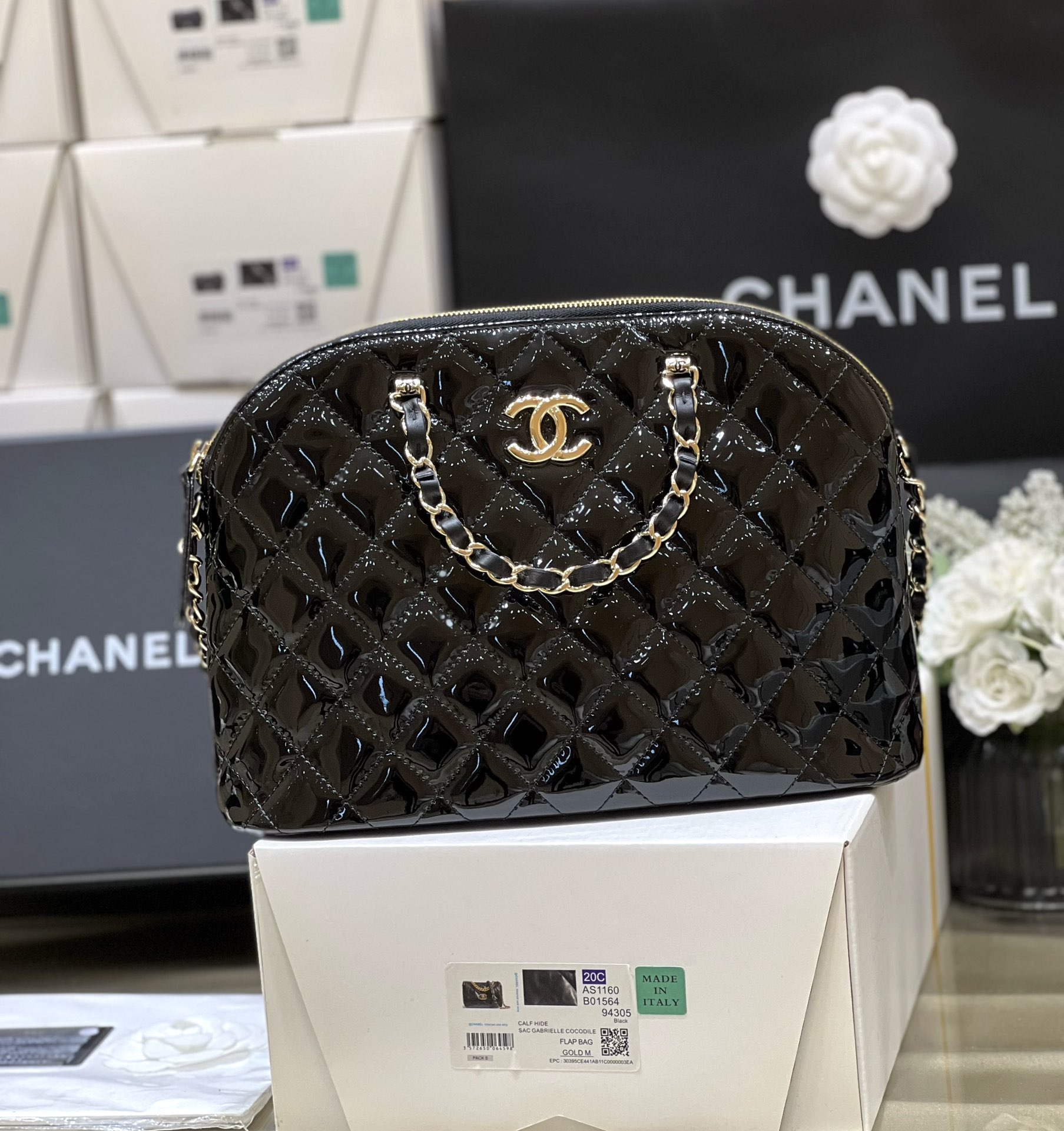 Chanel 23S Spring/Summer Collection Patent Leather Shell Bag AP3969