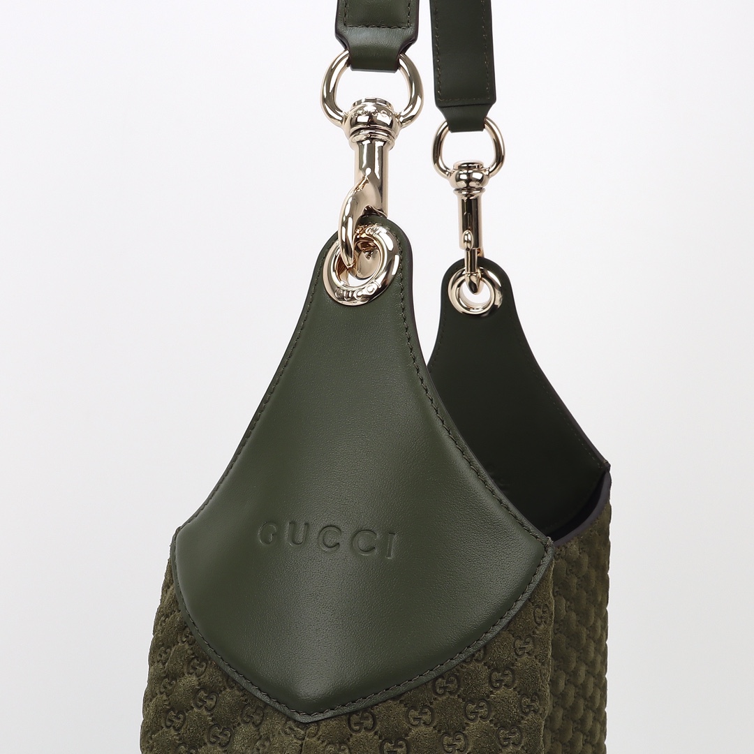 Gucci B large shoulder bag 815924 AAEE7 3027
