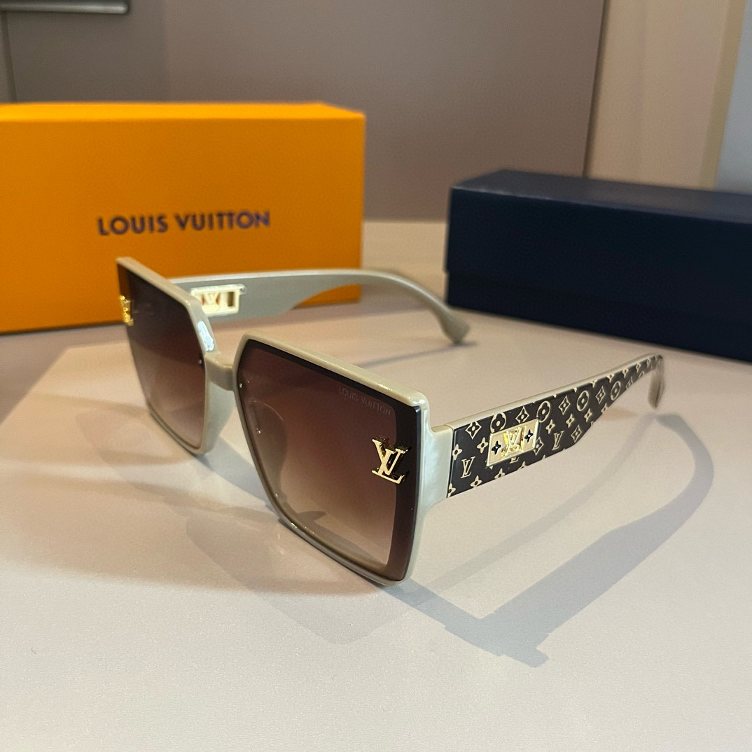 Louis Vuitton square-frame sunglasses