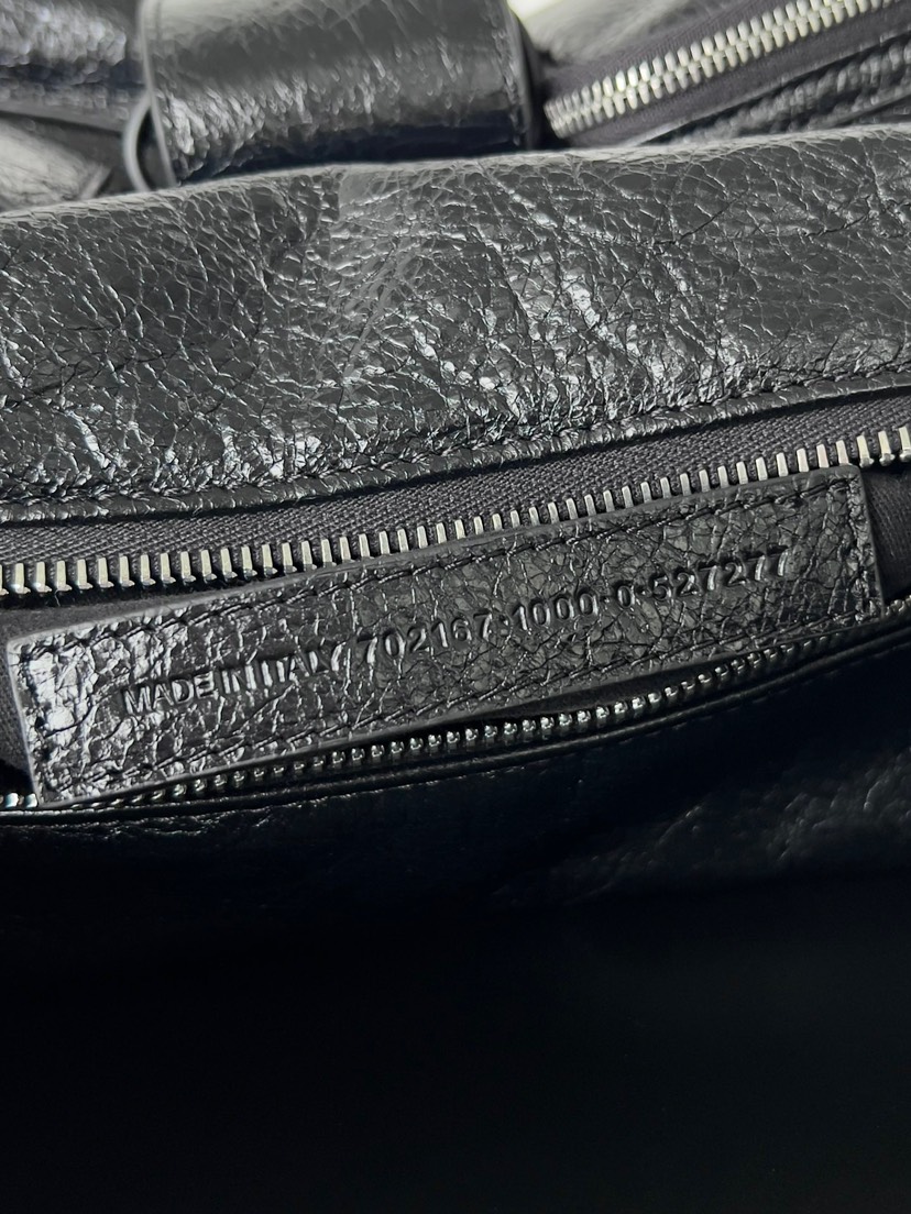 Balenciaga superbusy series shoulder bag