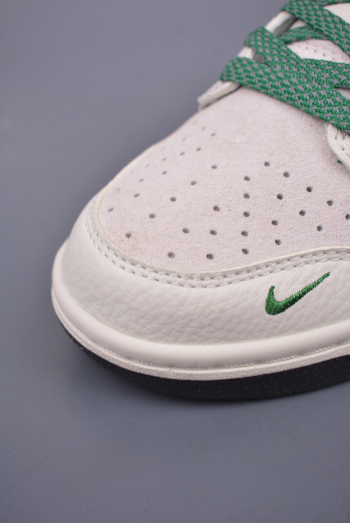 The North Face x Nike SB Dunk Low sneakers off-white green CY5979-112