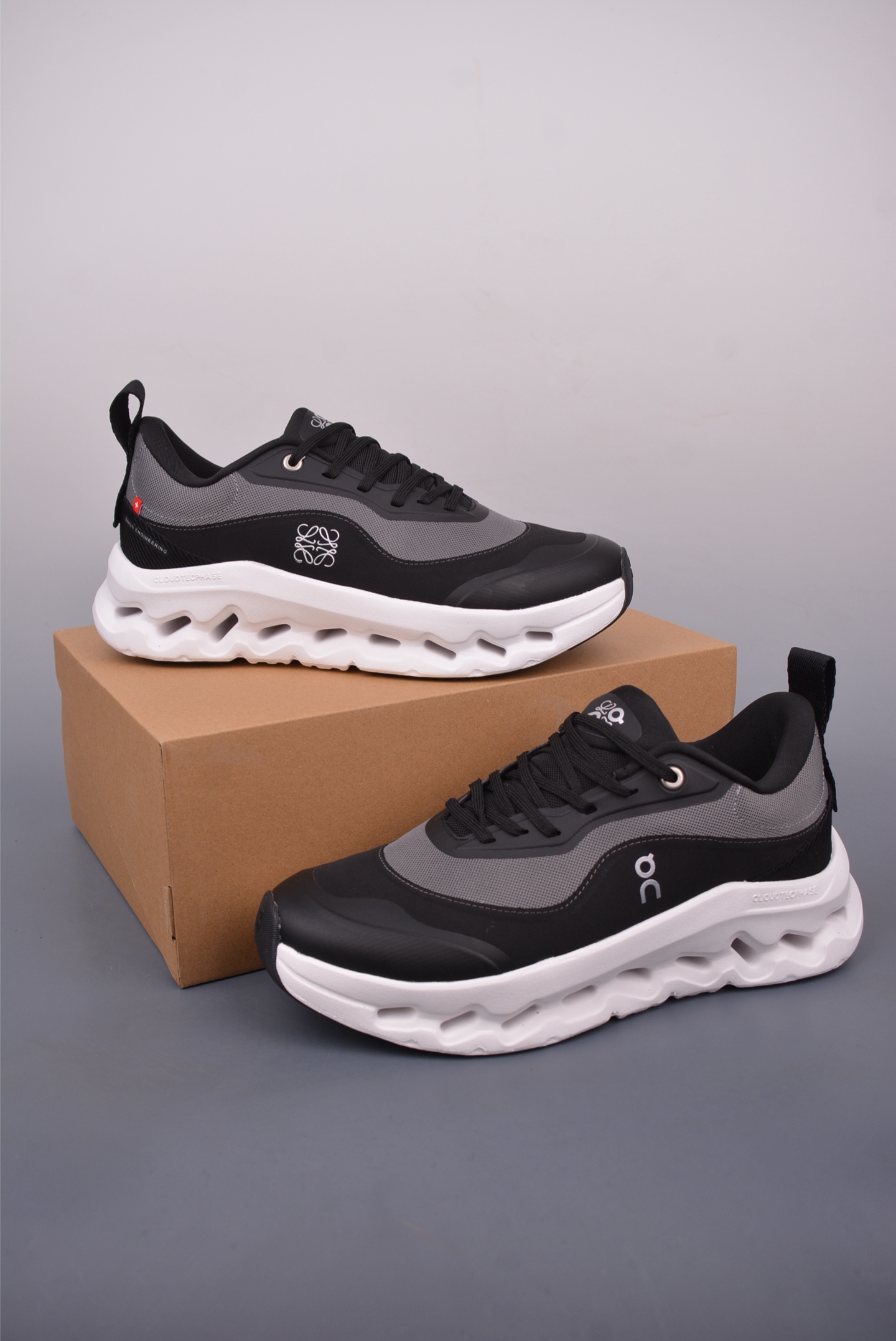 Loewe x ON On Running Cloudtilt 2.0 