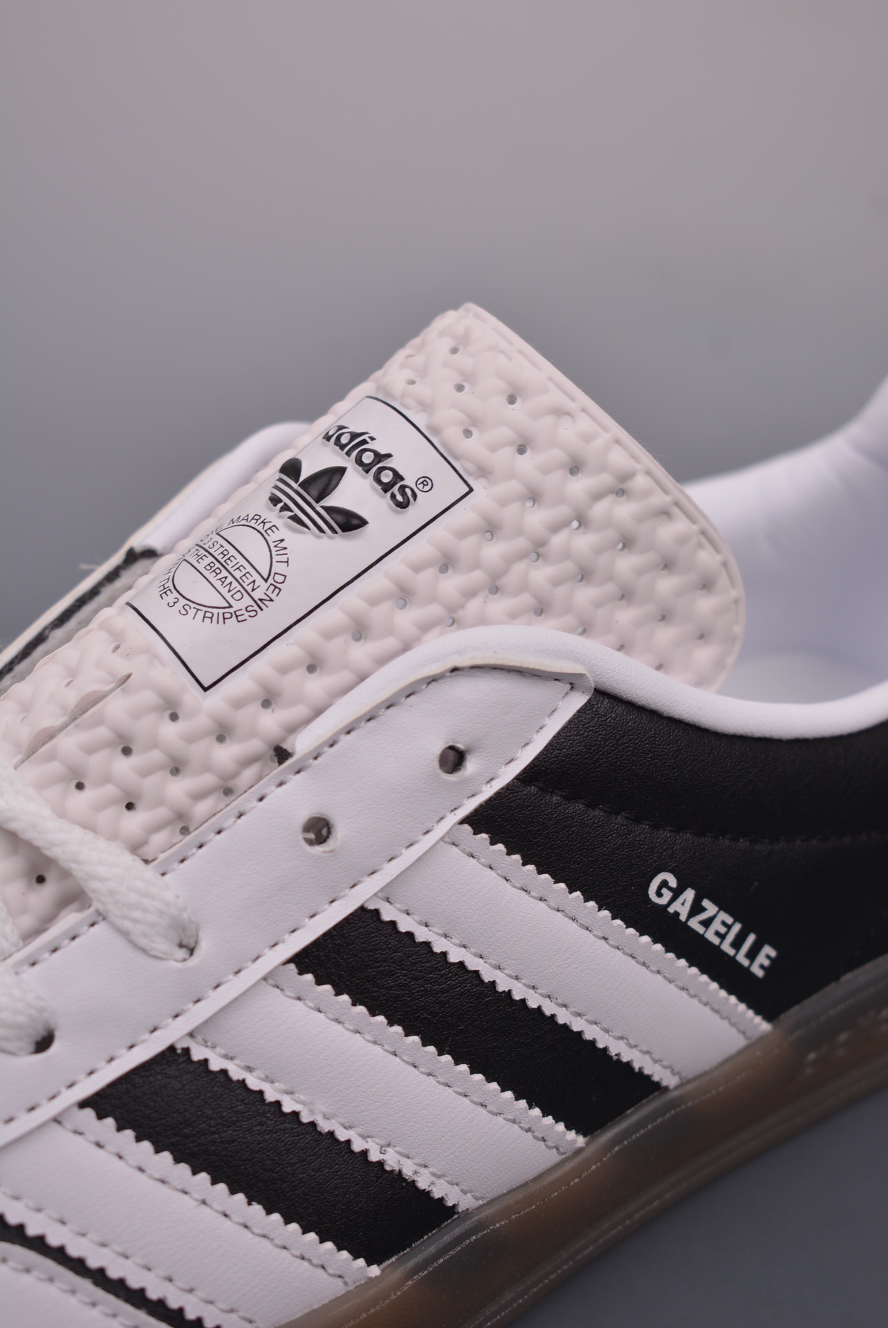 Adidas Gazelle Indoor TrainersGatsin Pack IH9989
