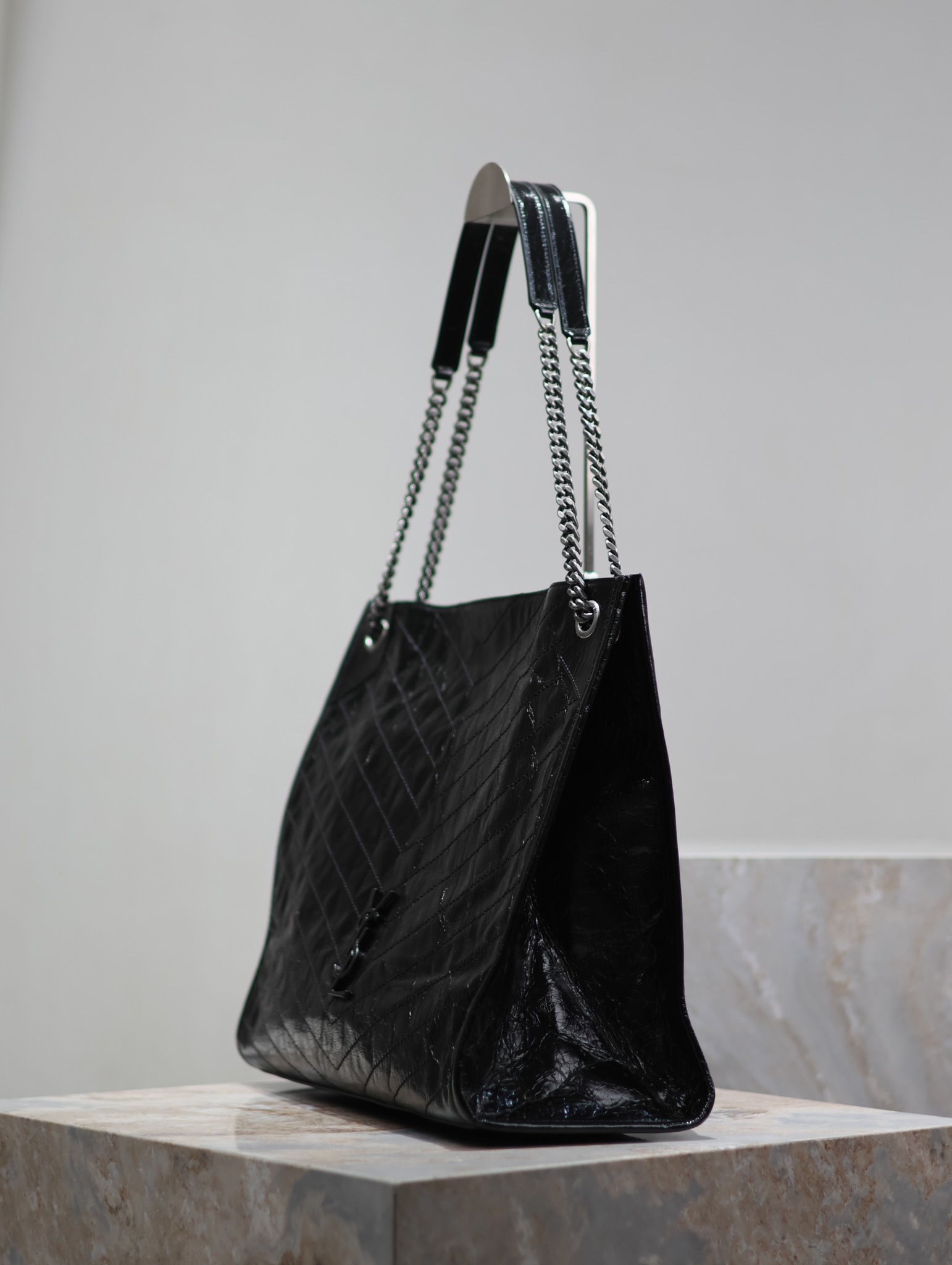 Yves Saint Laurent Niki shopping bag large size 577998