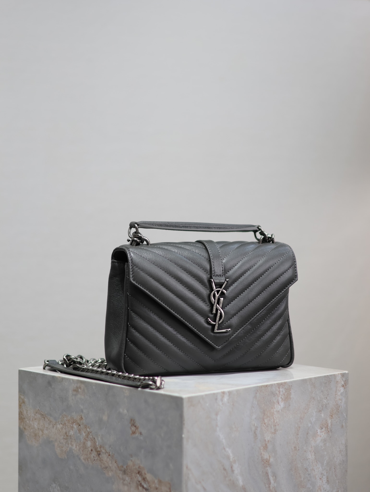 Yves Saint Laurent Monogram college messenger bag 392737