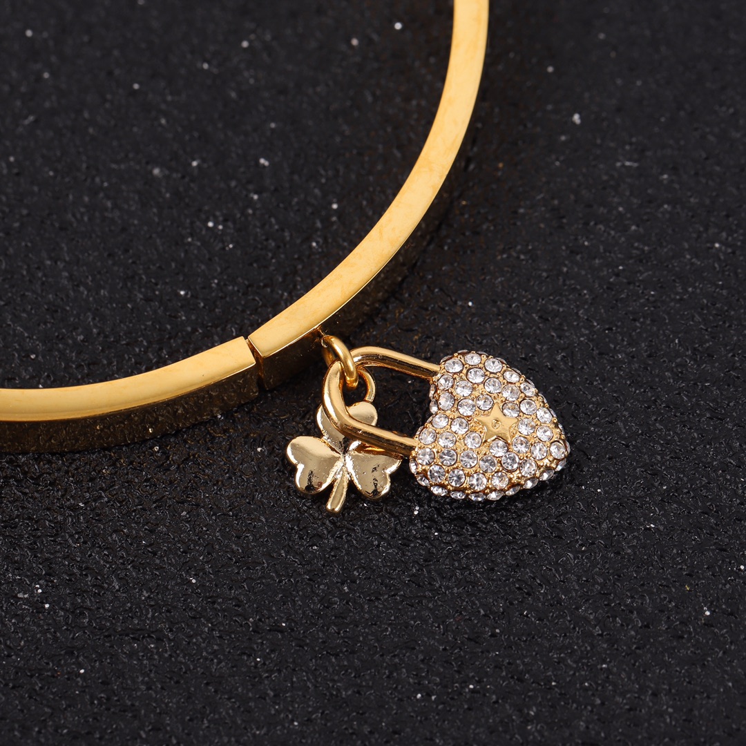 Dior diamond heart bracelet