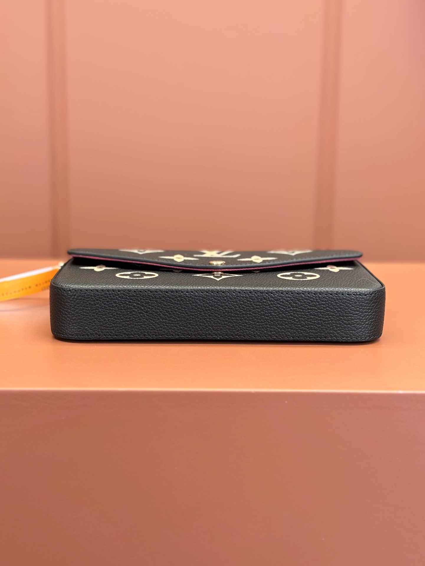 Louis Vuitton POCHETTE FÉLICIE Chain Bag M82479