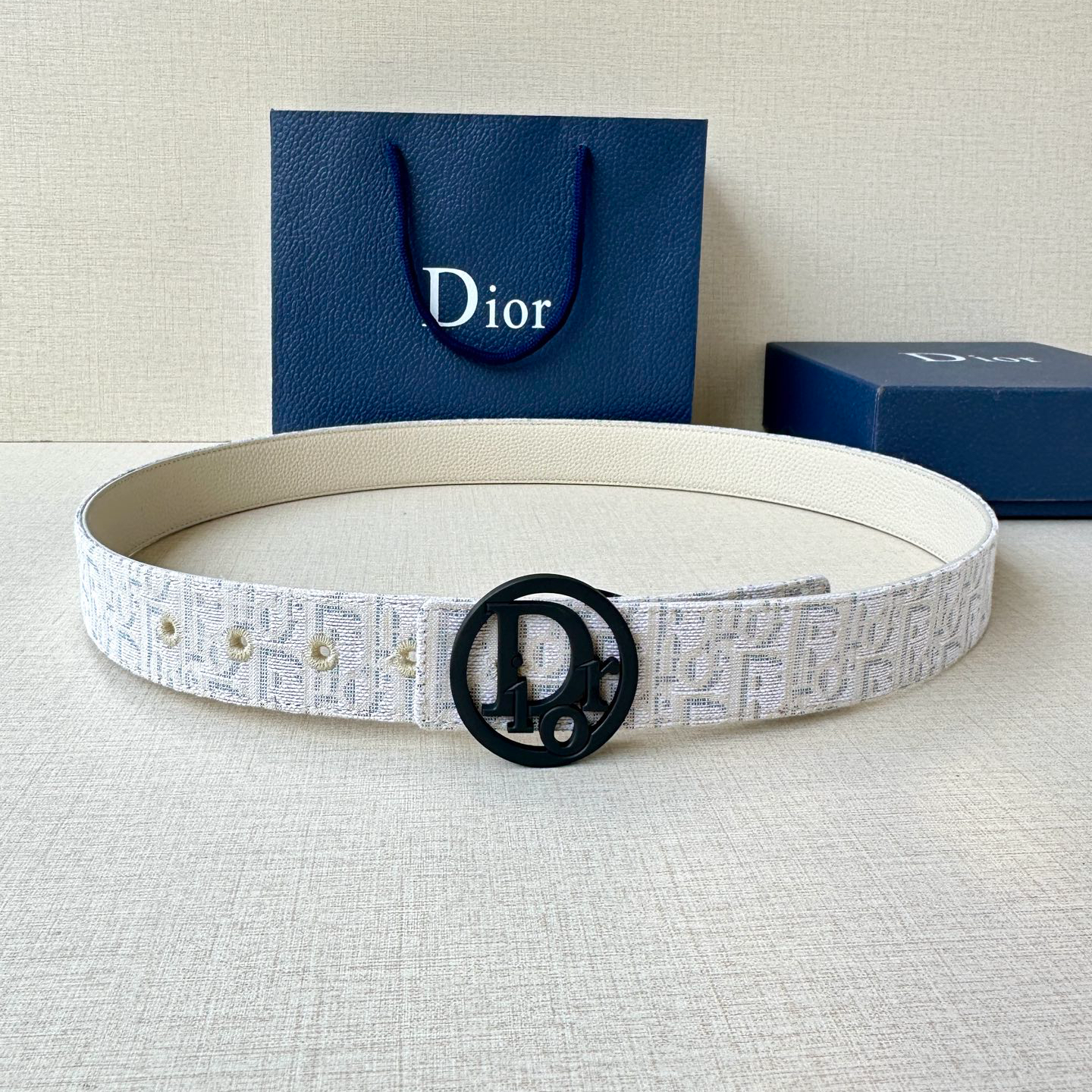 Dior round buckle leather belt 3.5CM wide