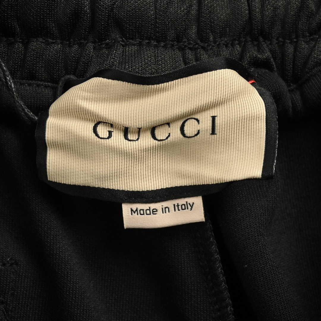 Gucci Classic Red and Green Web Pocket Double G Embossed Shorts