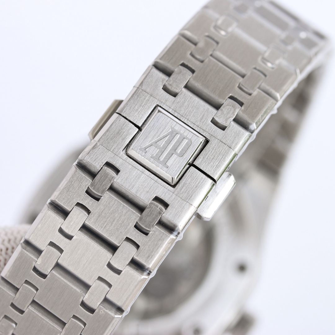 Audemars Piguet Royal Oak 26574ST.OO.1220ST.03