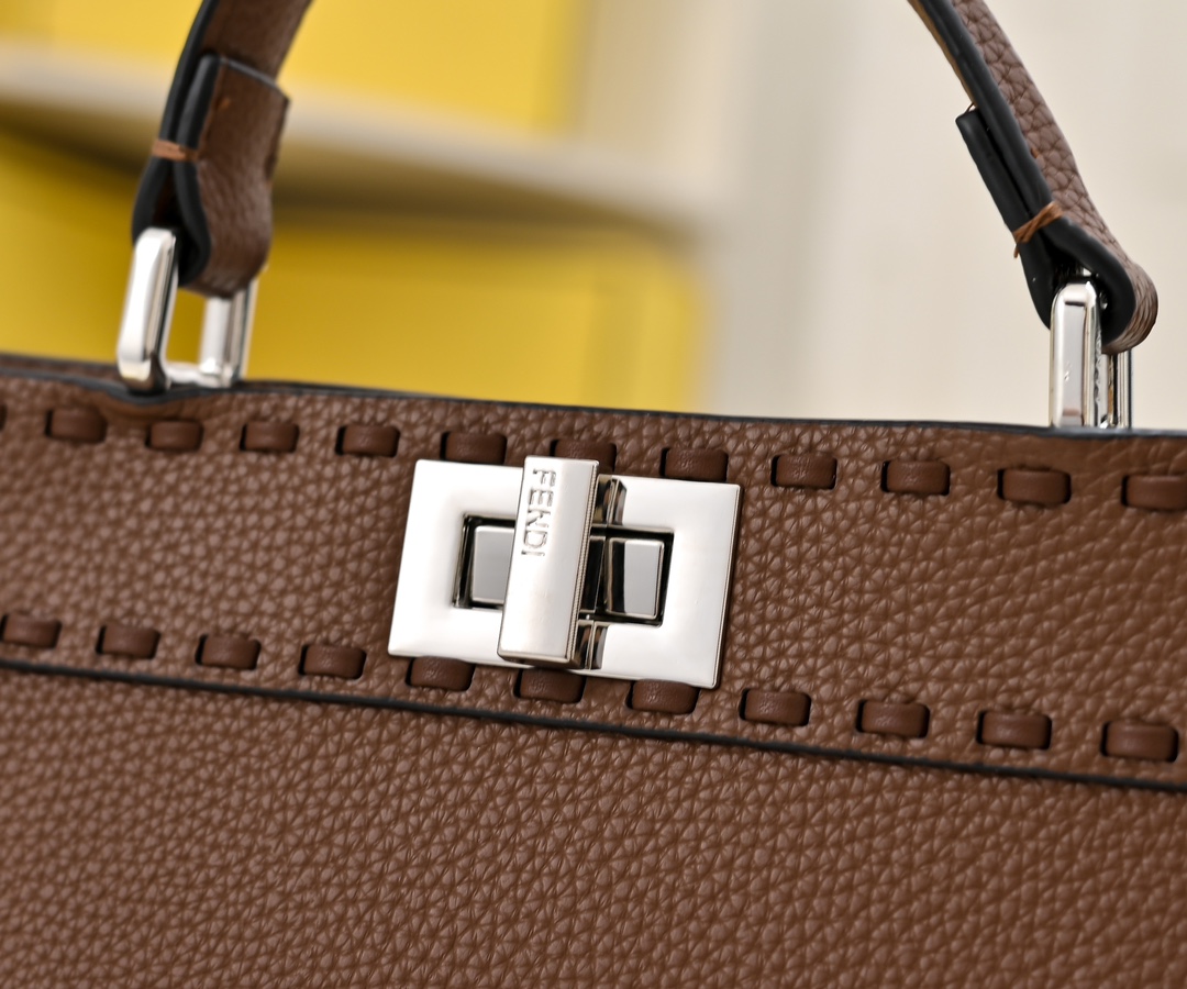 FENDI ekalboo macaron hand-sewn kitten bag 3361