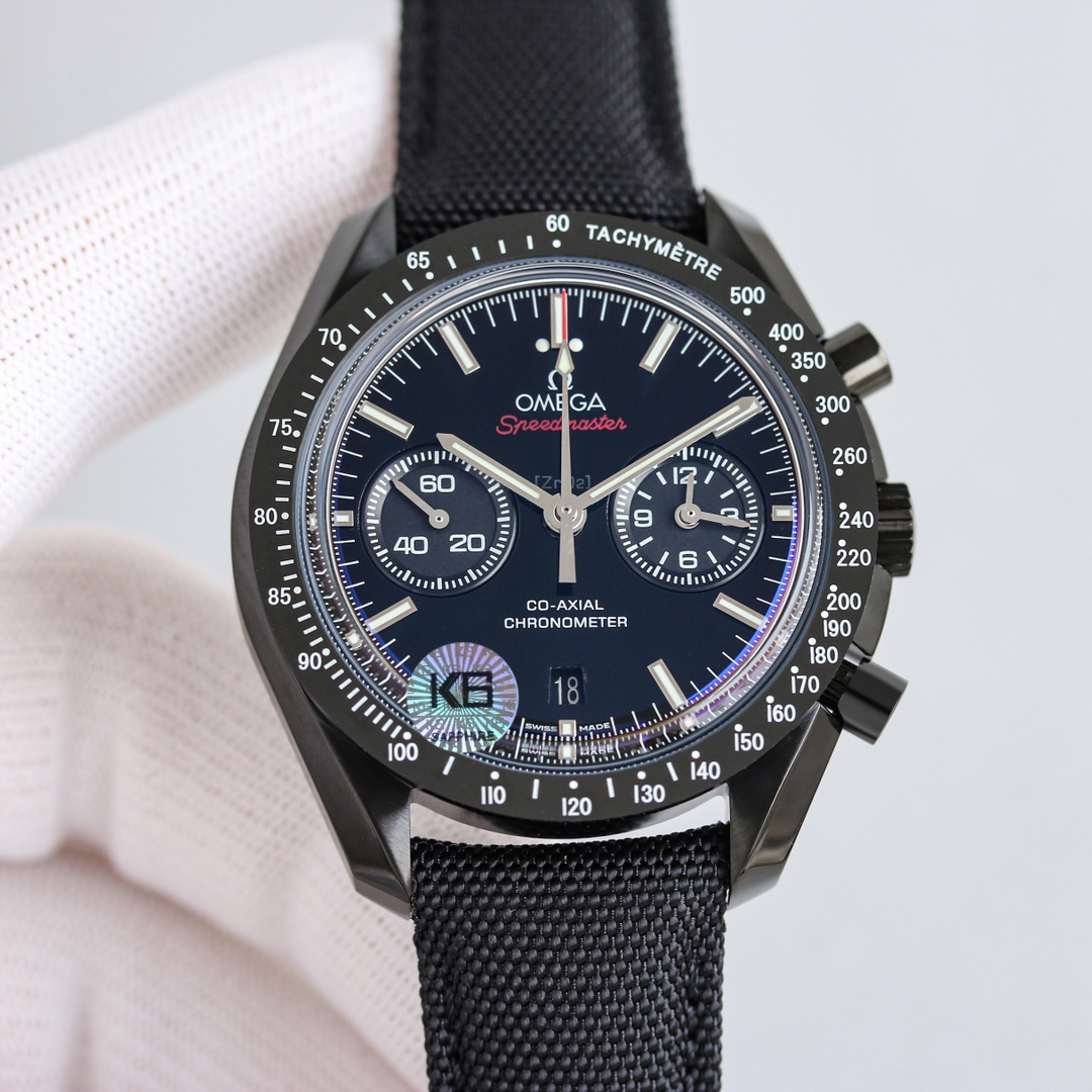 Omega Speedmaster Dark Side of the Moon 311.92.44.51.01.006