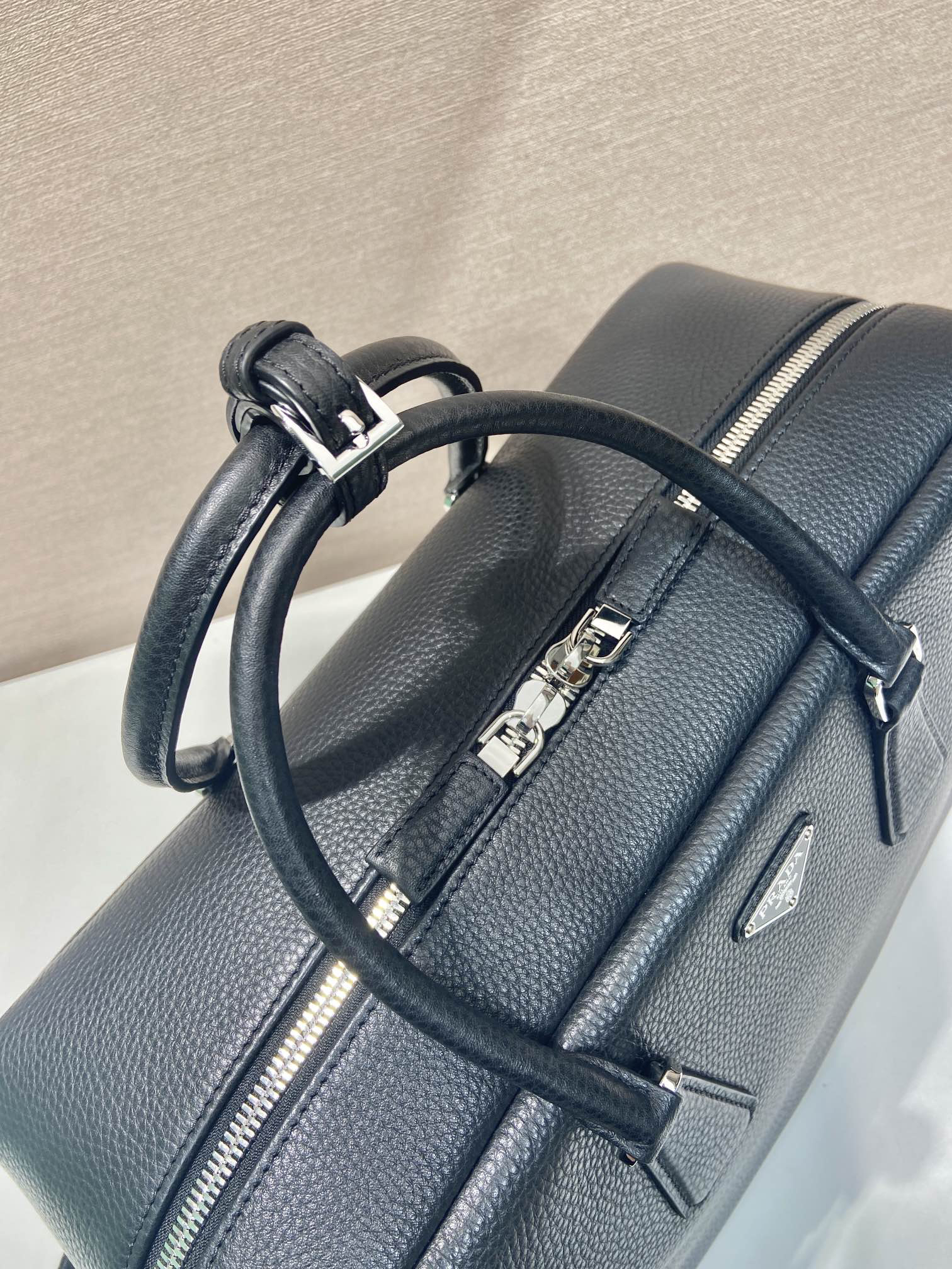 Prada New Extra Large Briefcase 2VE339