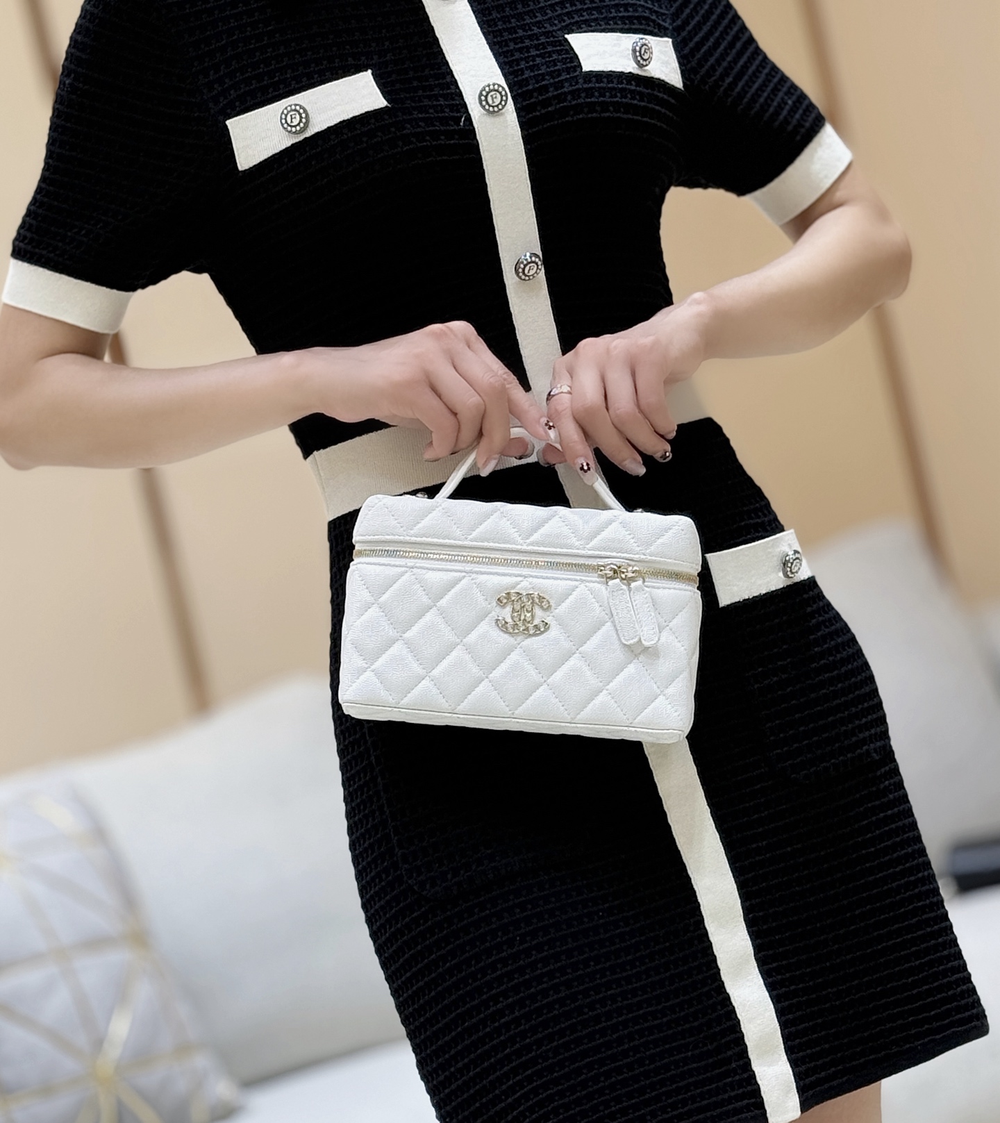 Chanel 25S Spring/Summer Series coco crush handle long box AP4590 00108