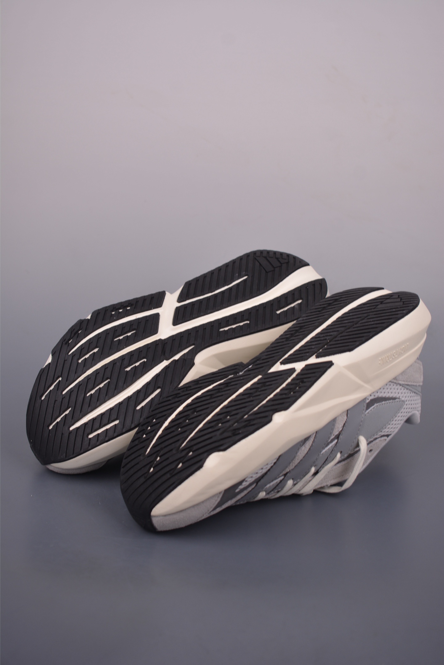Adidas Lightblaze casual dad shoes IH8607