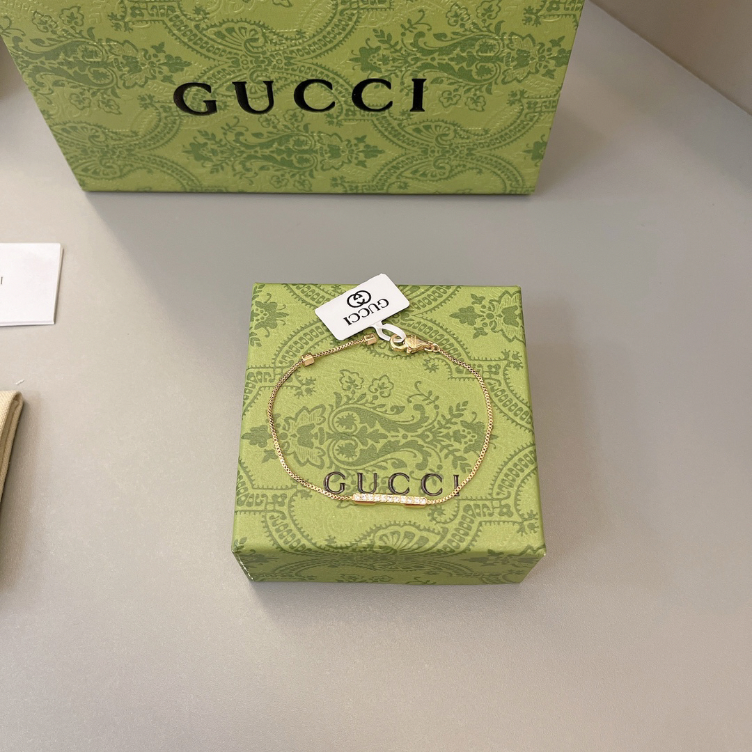 Gucci diamond bracelet