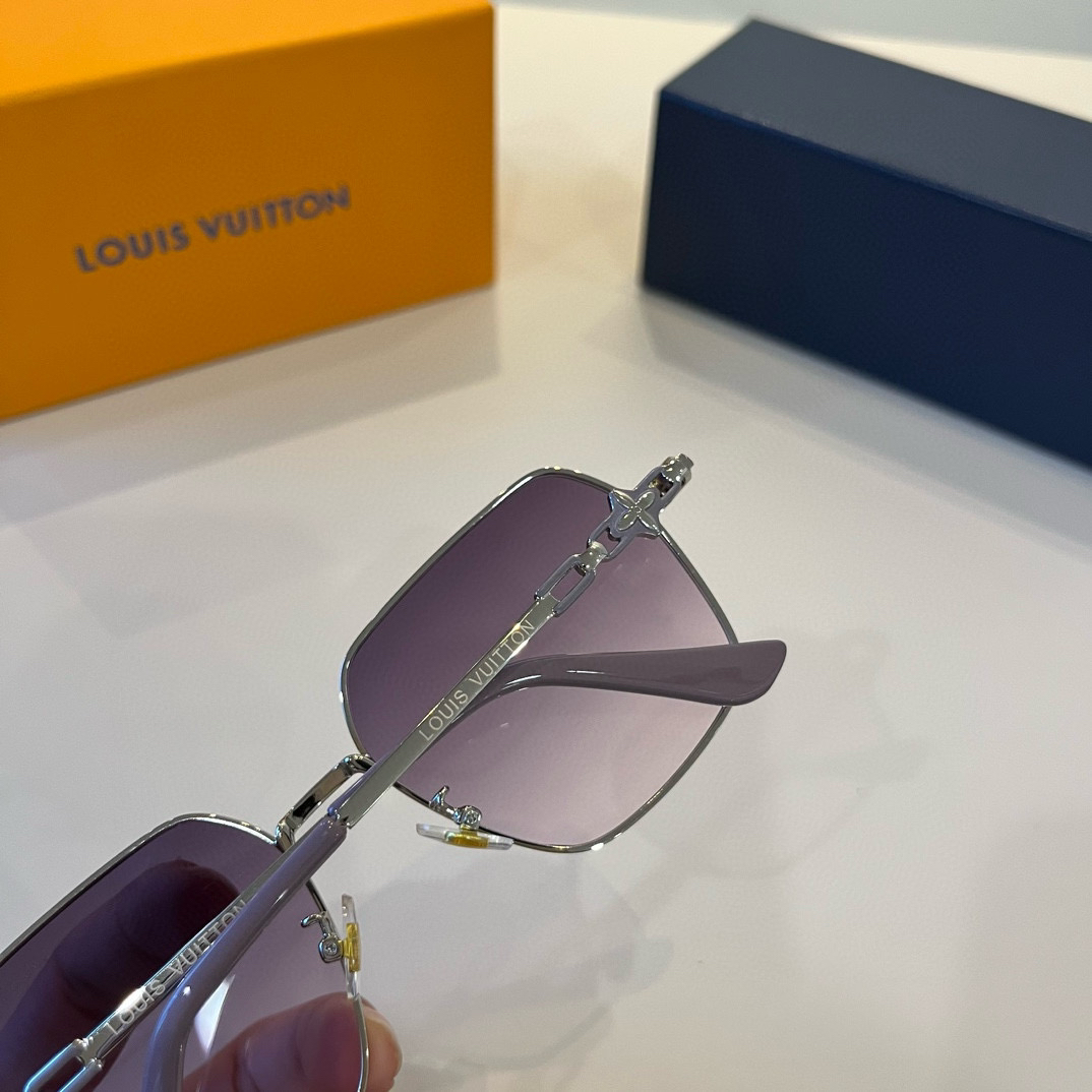Louis Vuitton Round Frame Sunglasses
